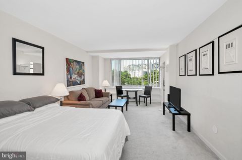 1111 ARLINGTON BOULEVARD 646 ARLINGTON VA 22209