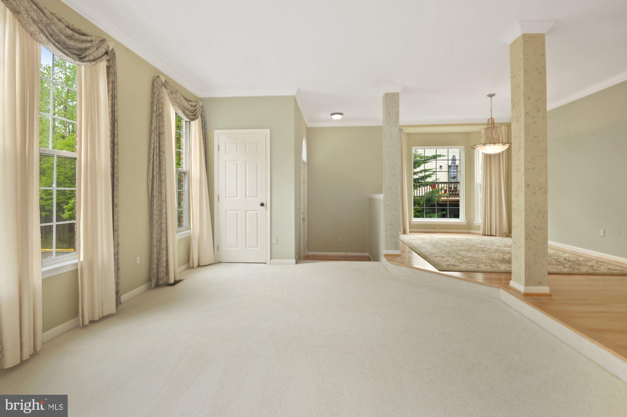 FAIR LAKES COURT - Residential Lease