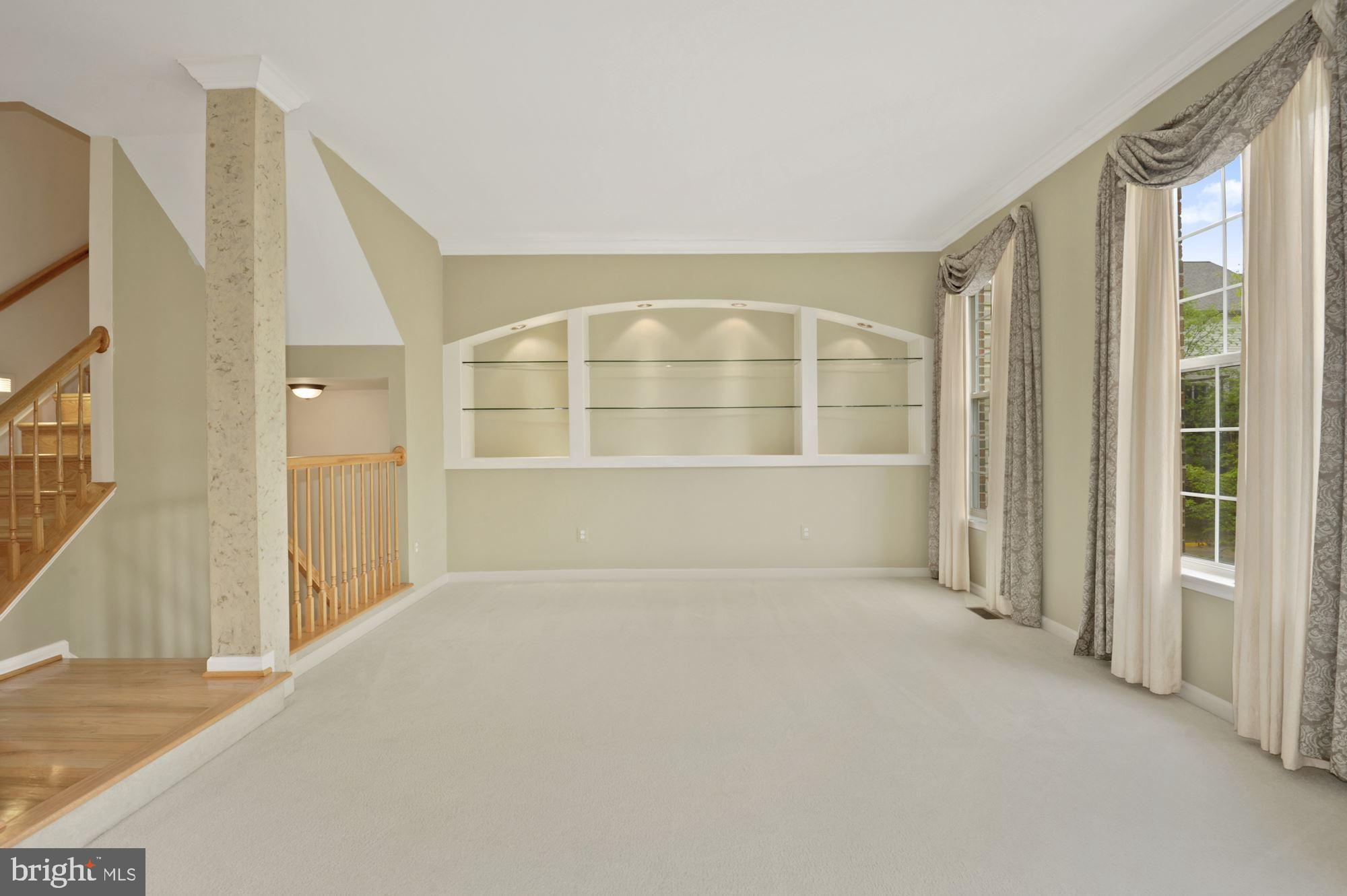 FAIR LAKES COURT - Residential Lease