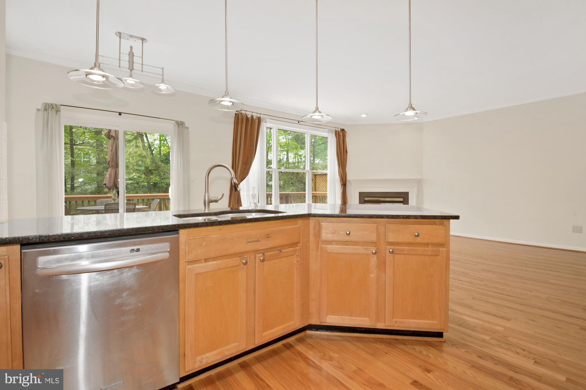 FAIR LAKES COURT - Residential Lease