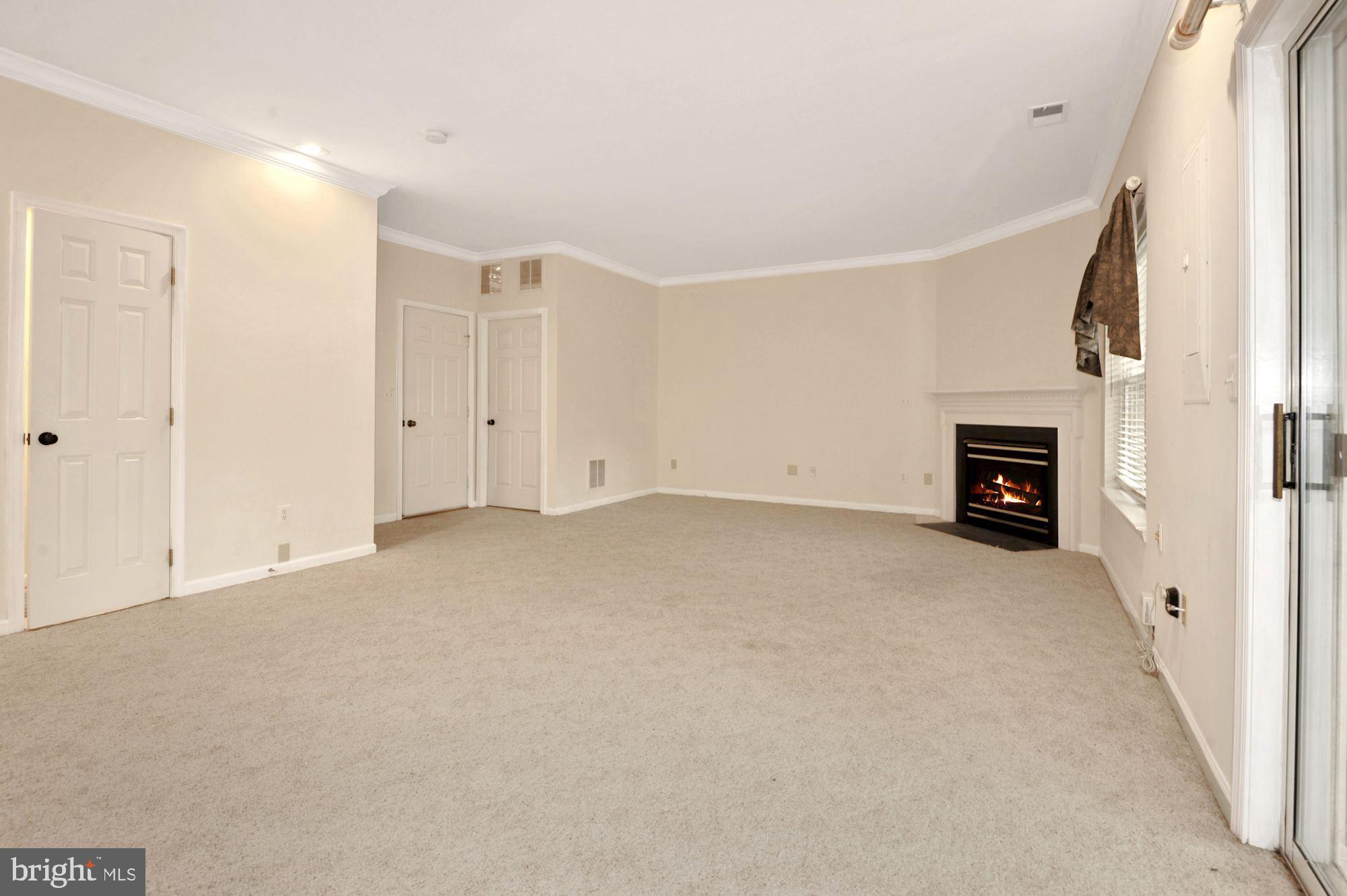 FAIR LAKES COURT - Residential Lease