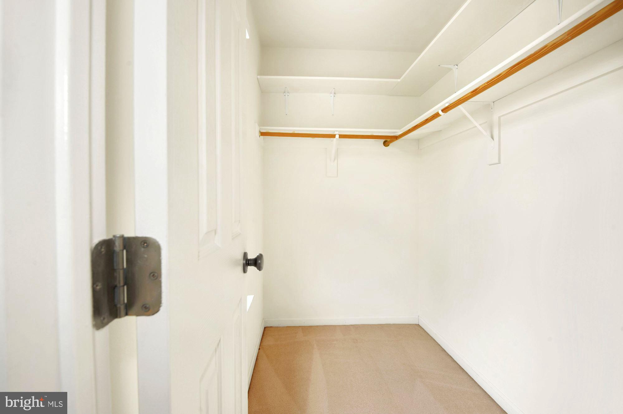 FAIR LAKES COURT - Residential Lease