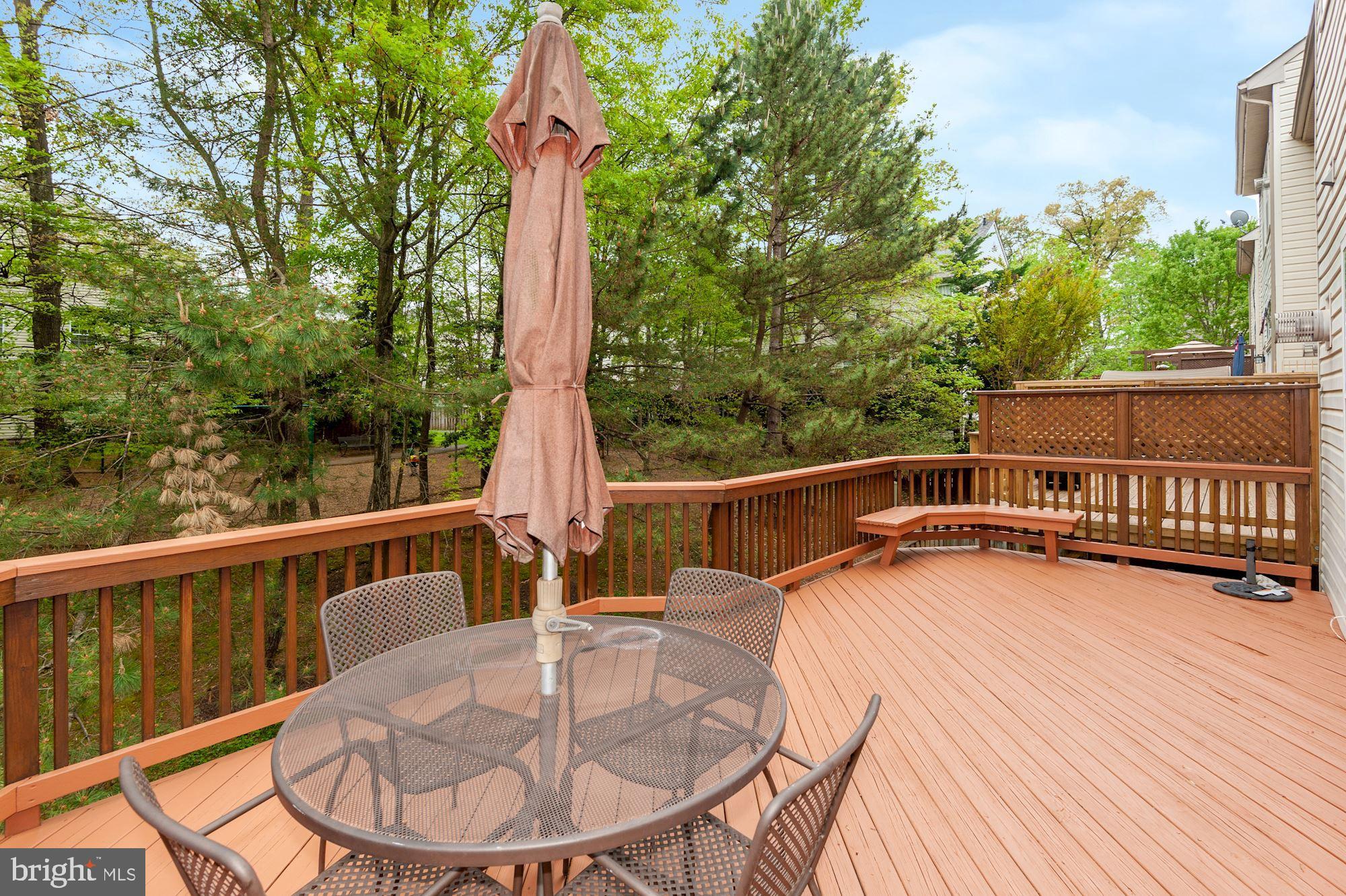 FAIR LAKES COURT - Residential Lease