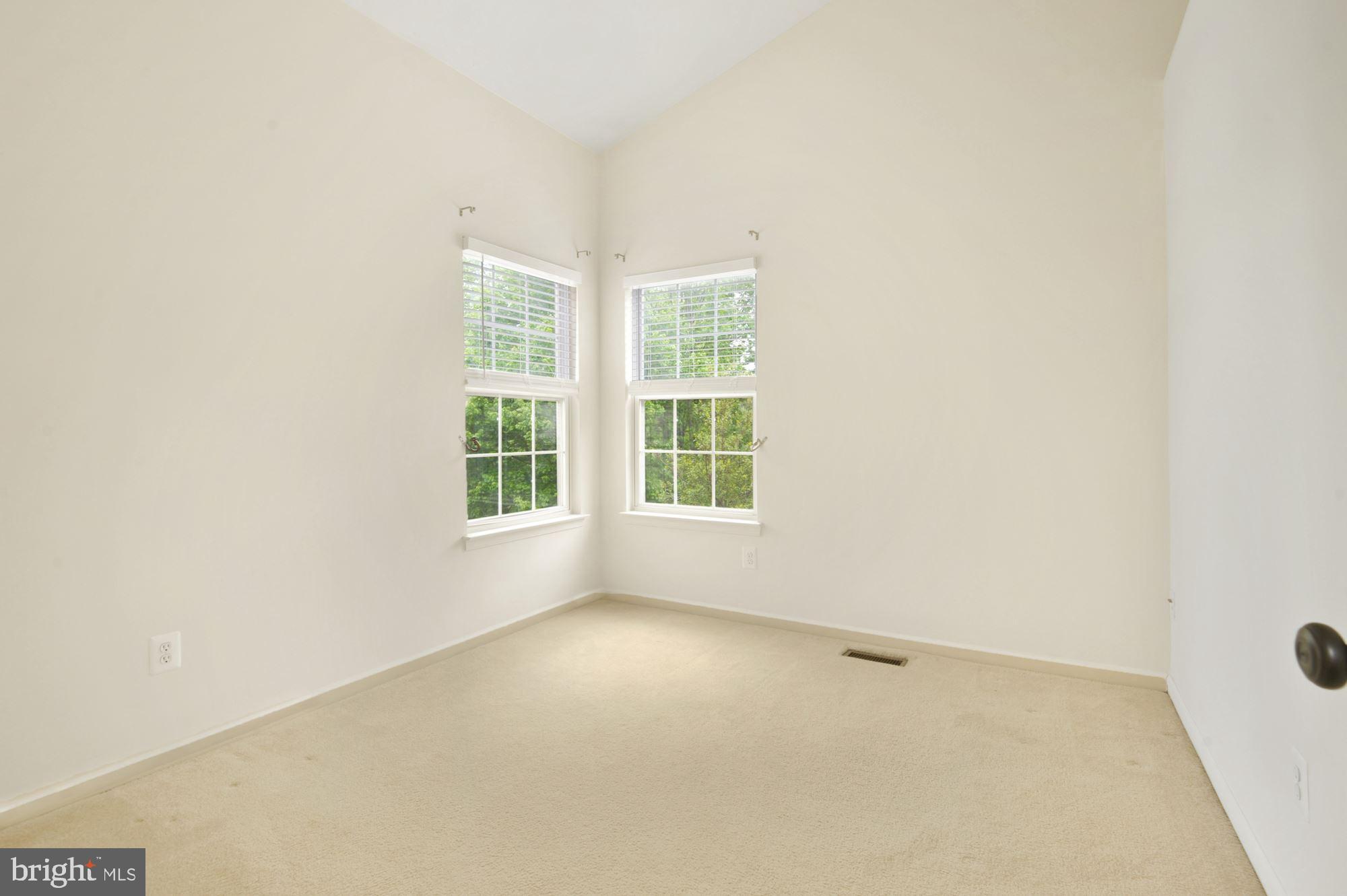 FAIR LAKES COURT - Residential Lease