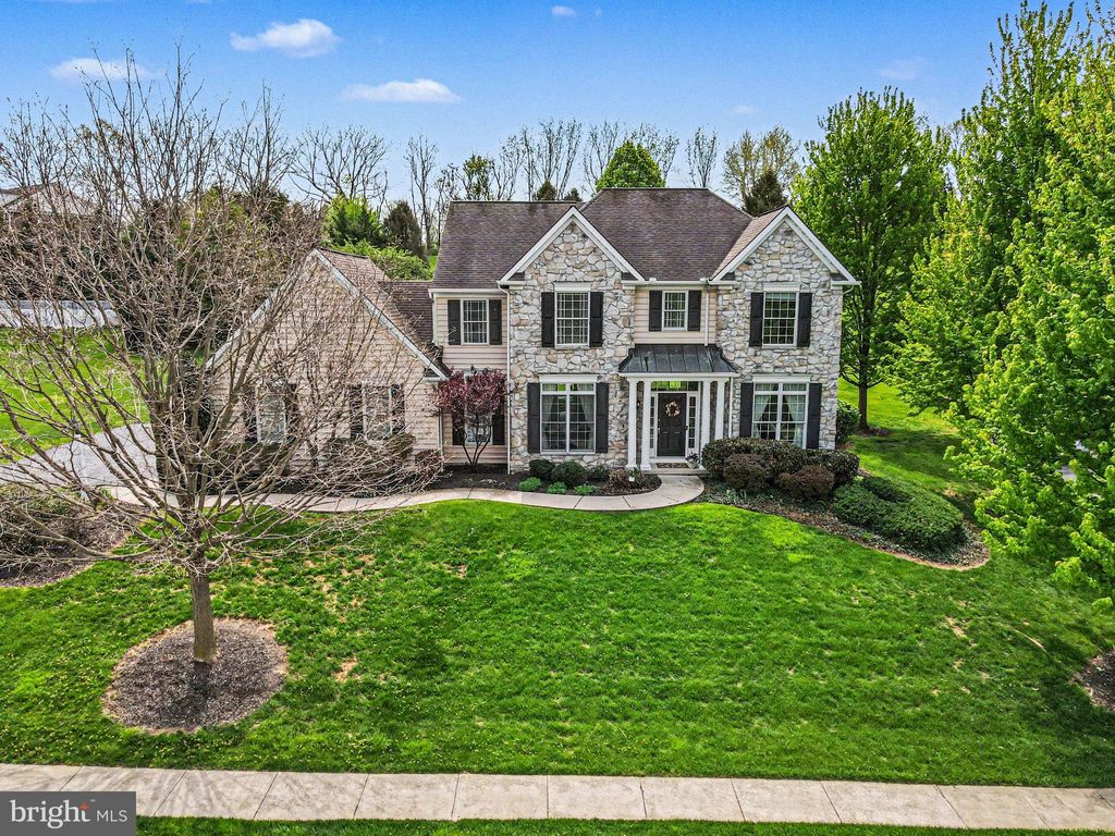 Photo of 2118 Meadow Ridge Drive, LANCASTER, PA 17601 (MLS # PALA2086350)