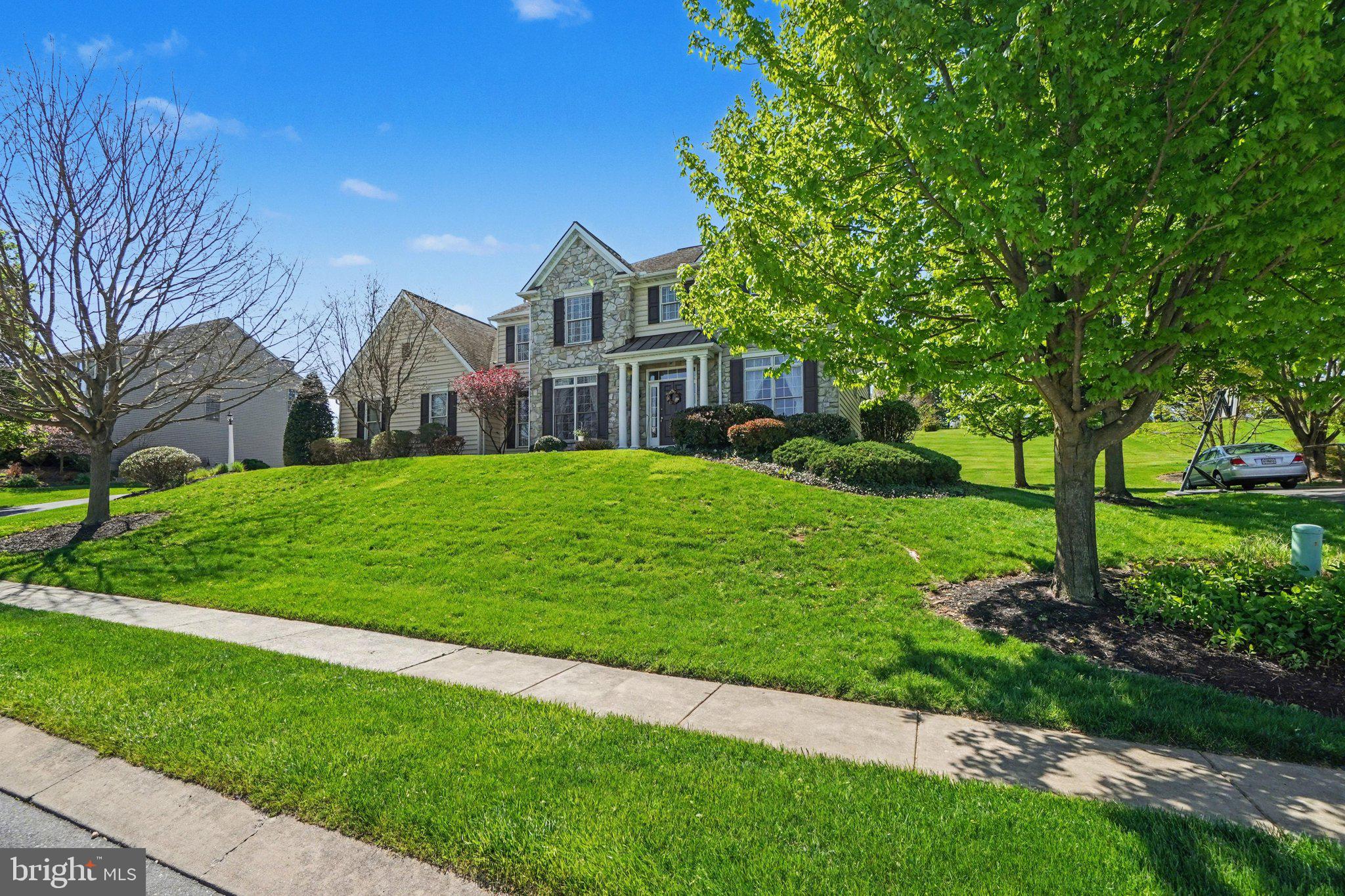 2118 MEADOW RIDGE DRIVE