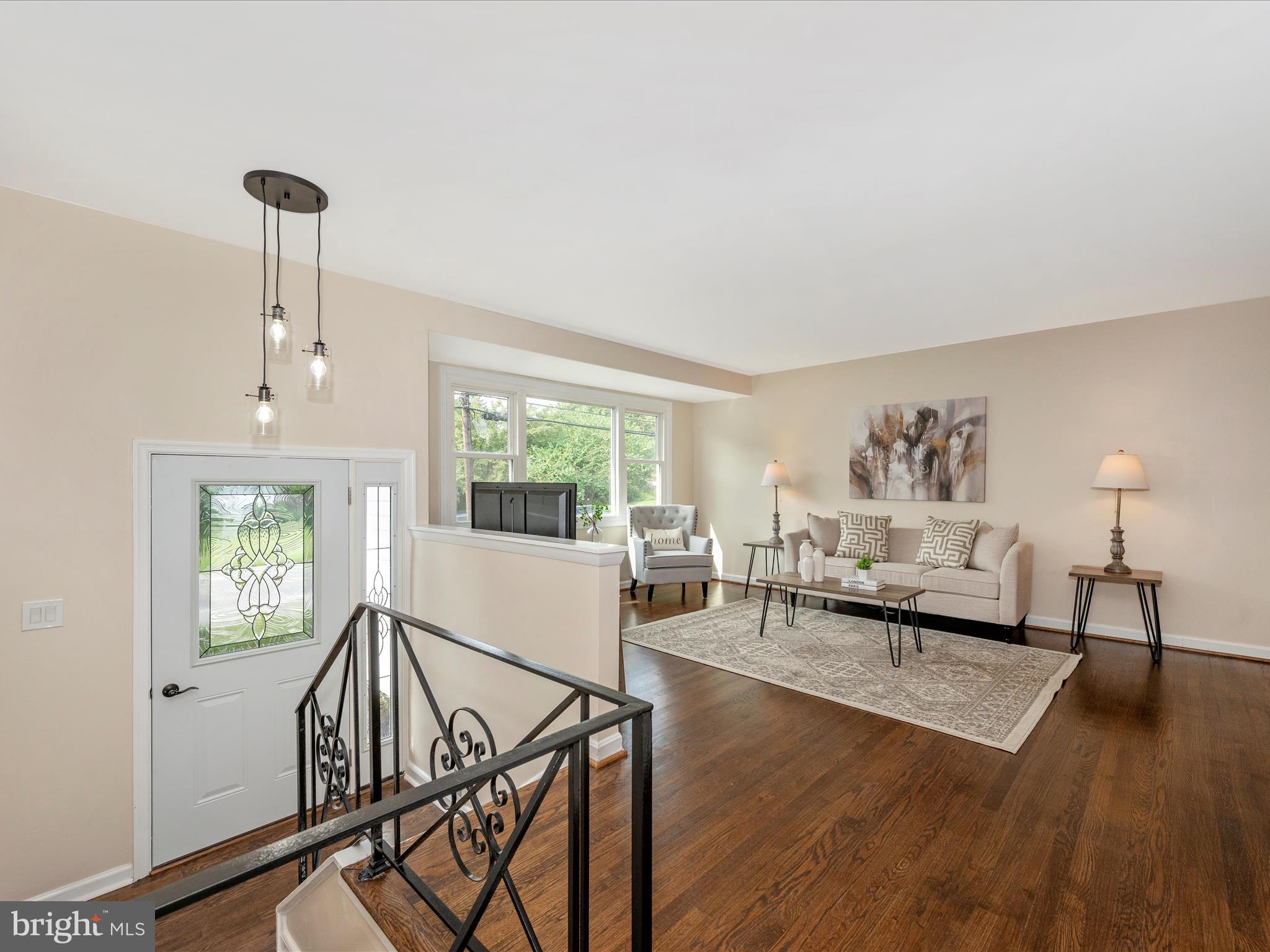 FOREST KNOLLS - Residential