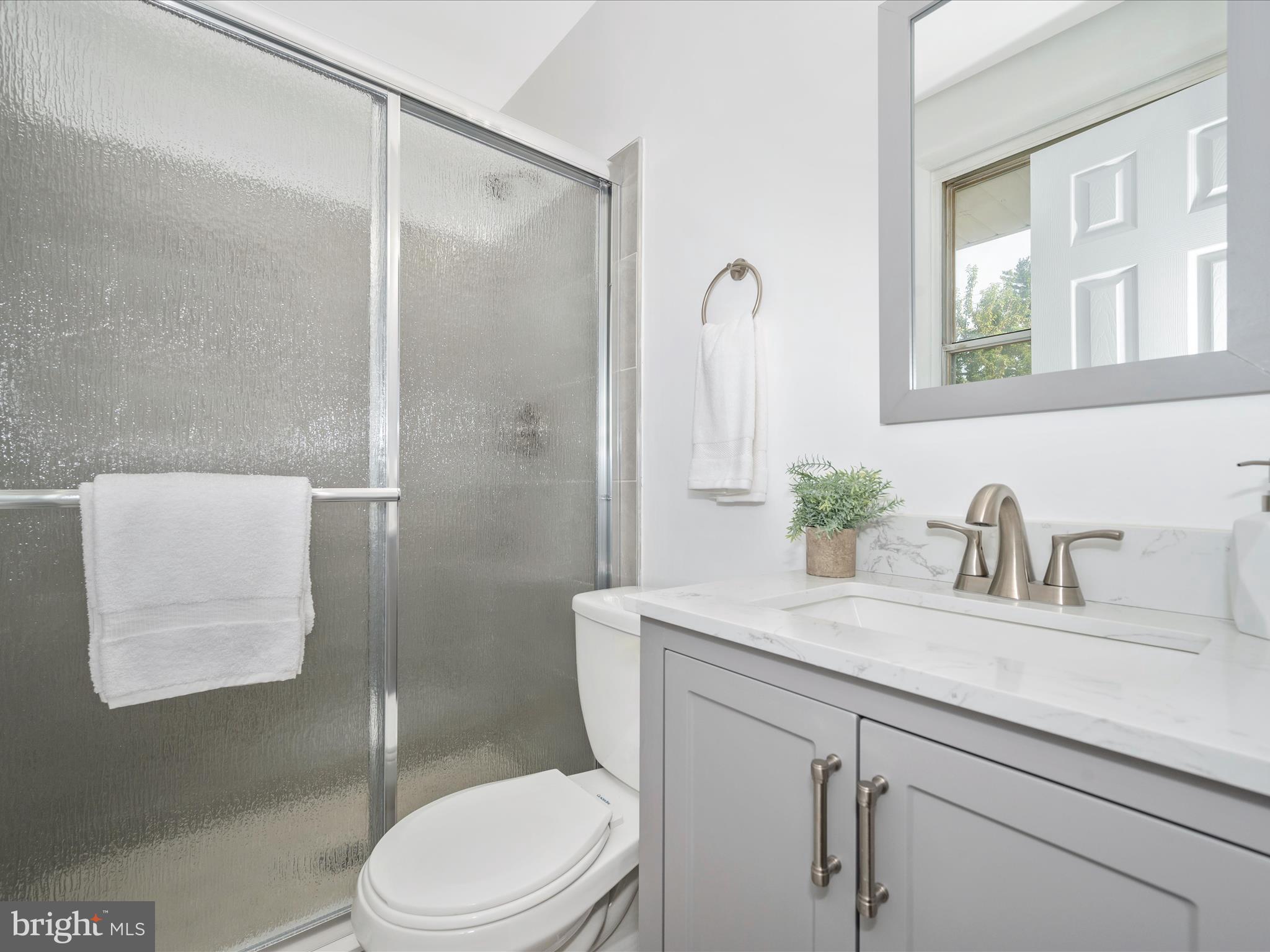 FOREST KNOLLS - Residential