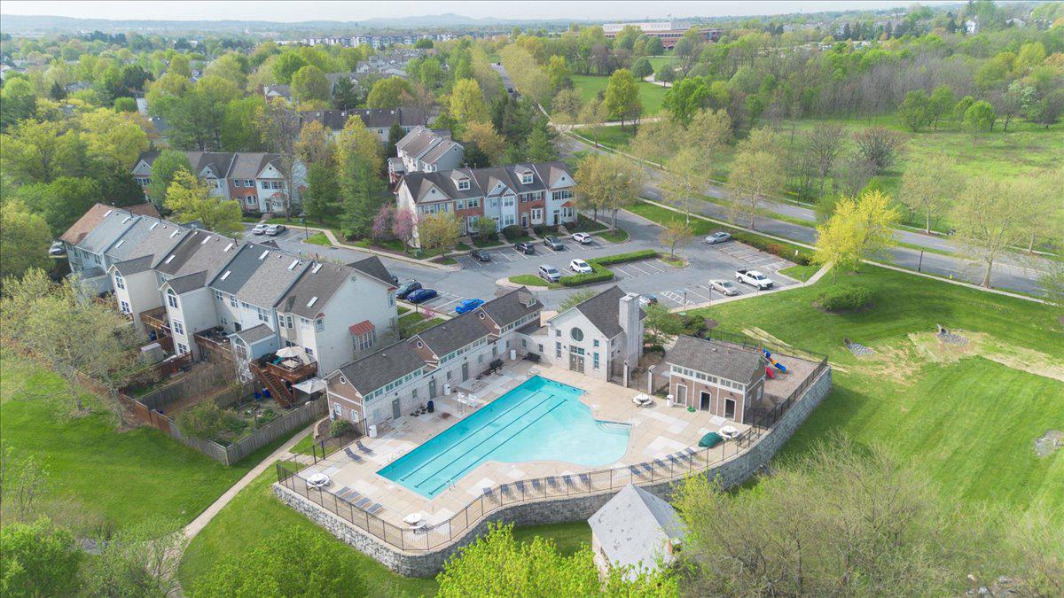 THE BRAEMAR - Residential