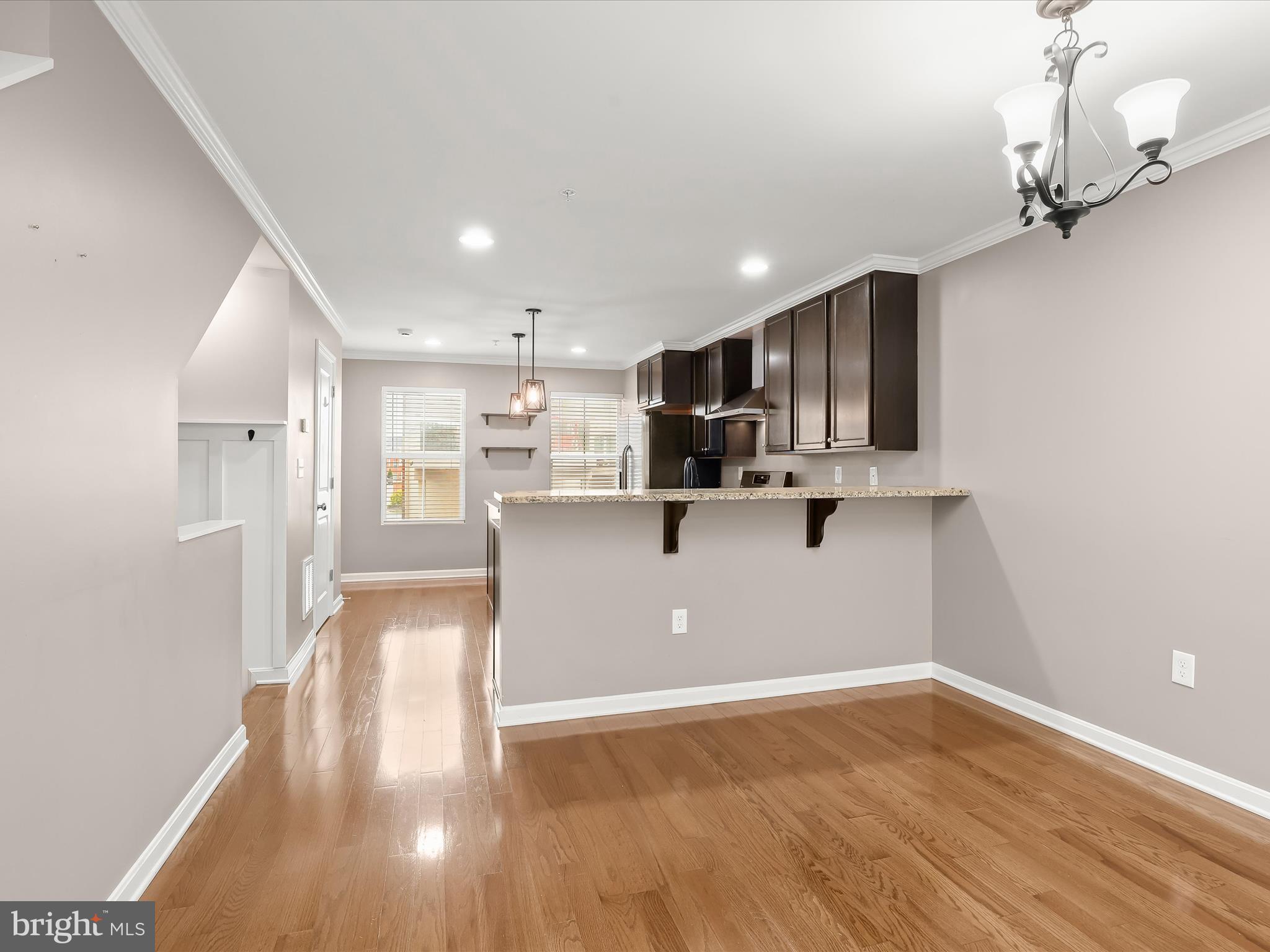 ATHENA SQUARE - Residential