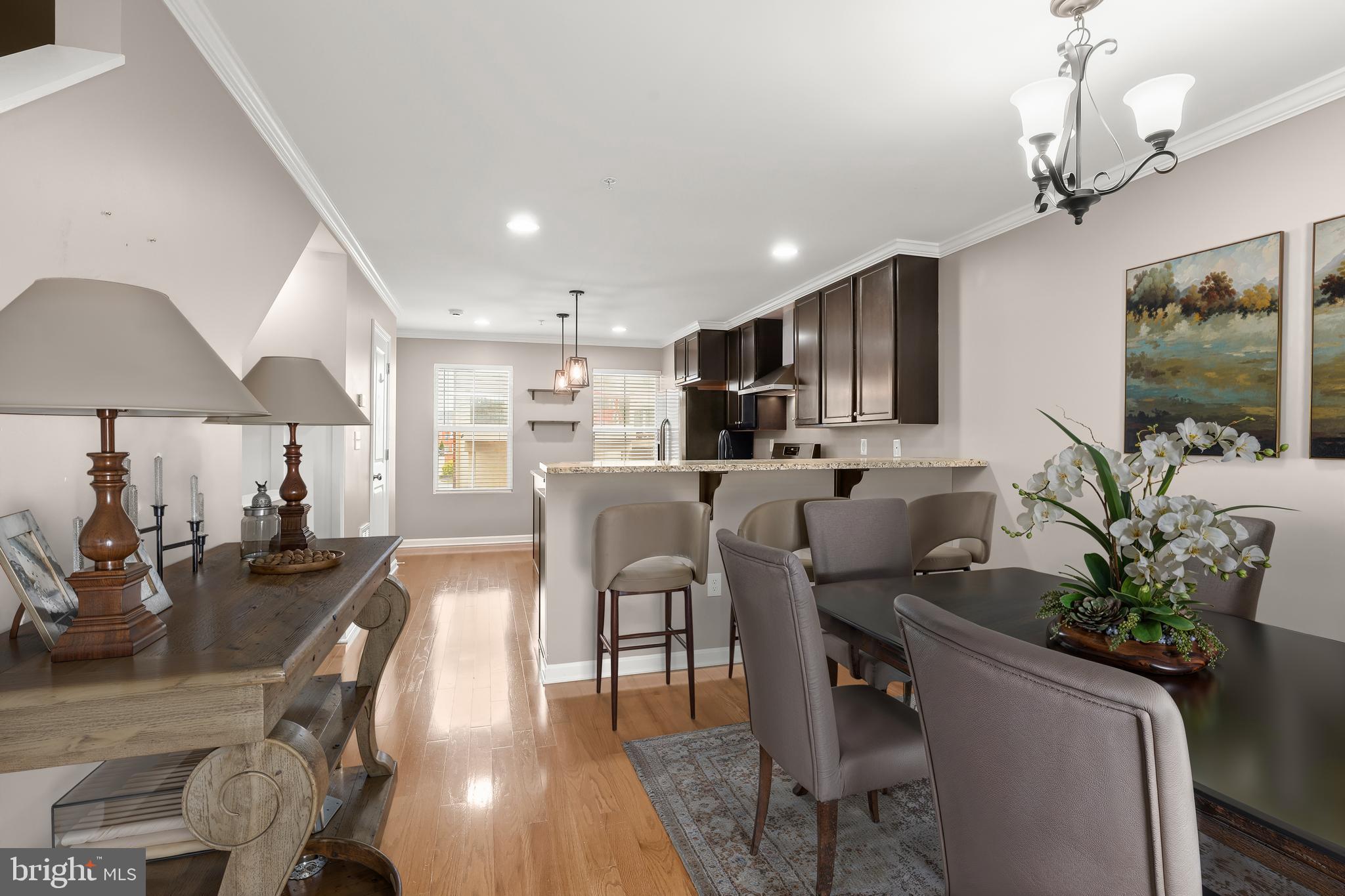 ATHENA SQUARE - Residential