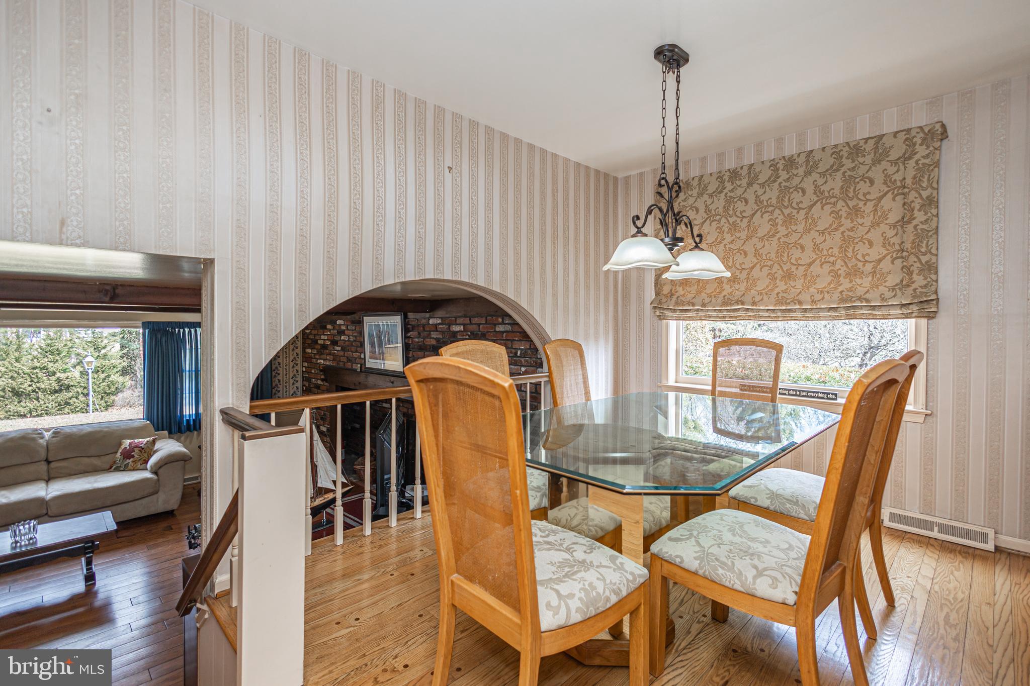 HILLCRESTSHIRE - Residential