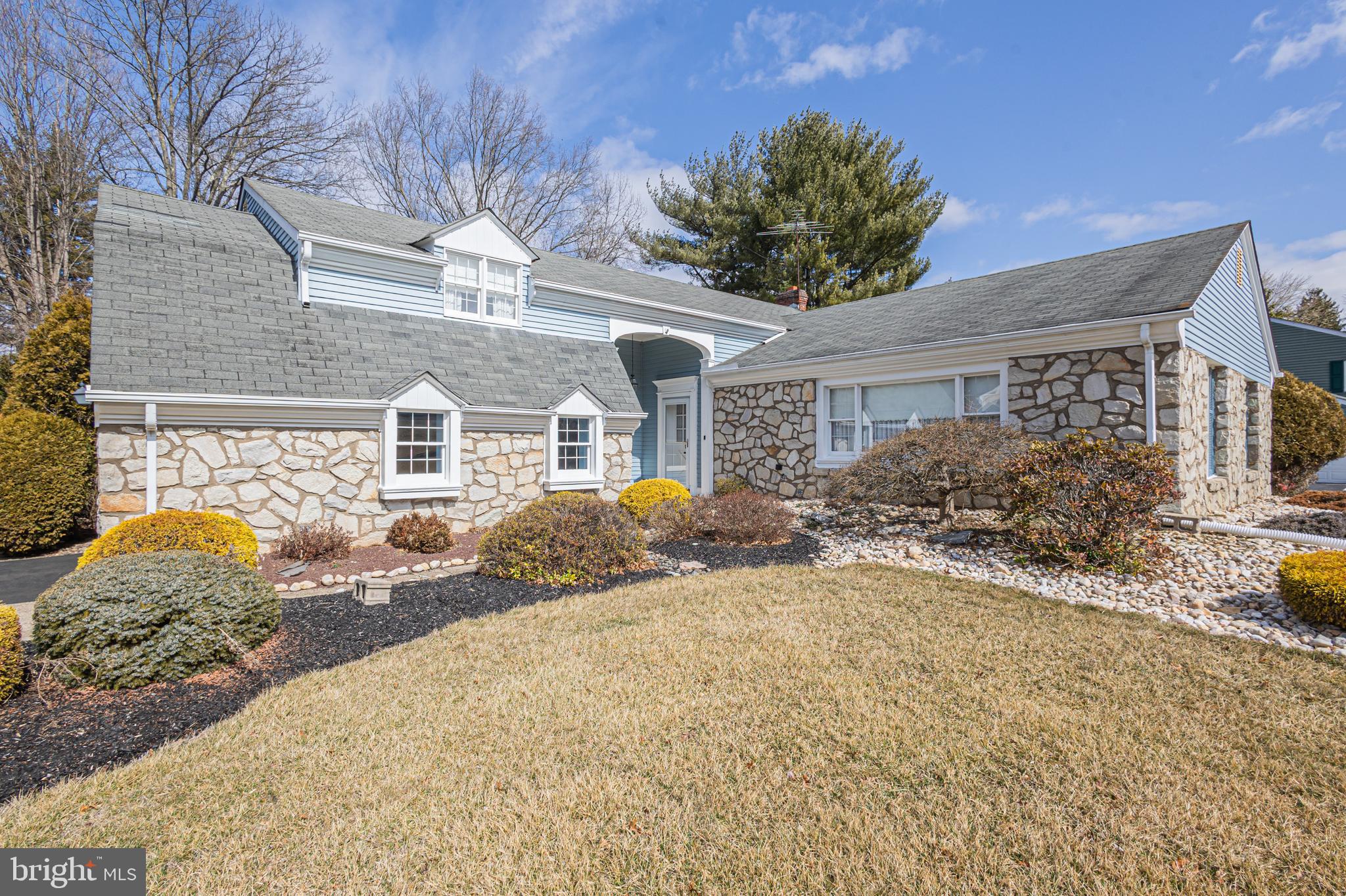 HILLCRESTSHIRE - Residential