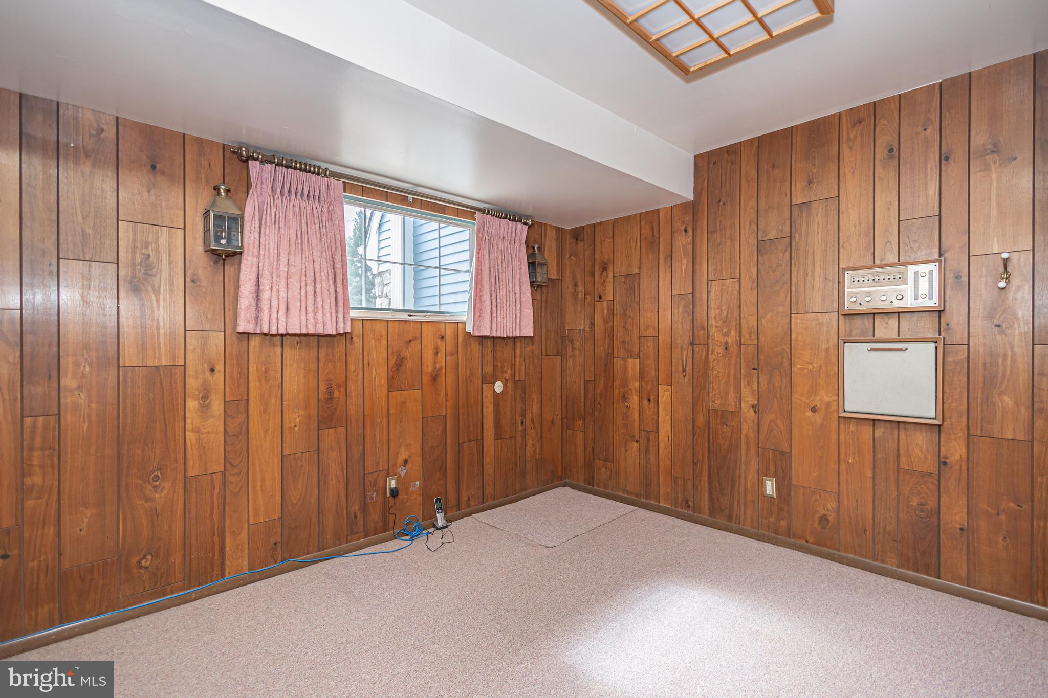 HILLCRESTSHIRE - Residential