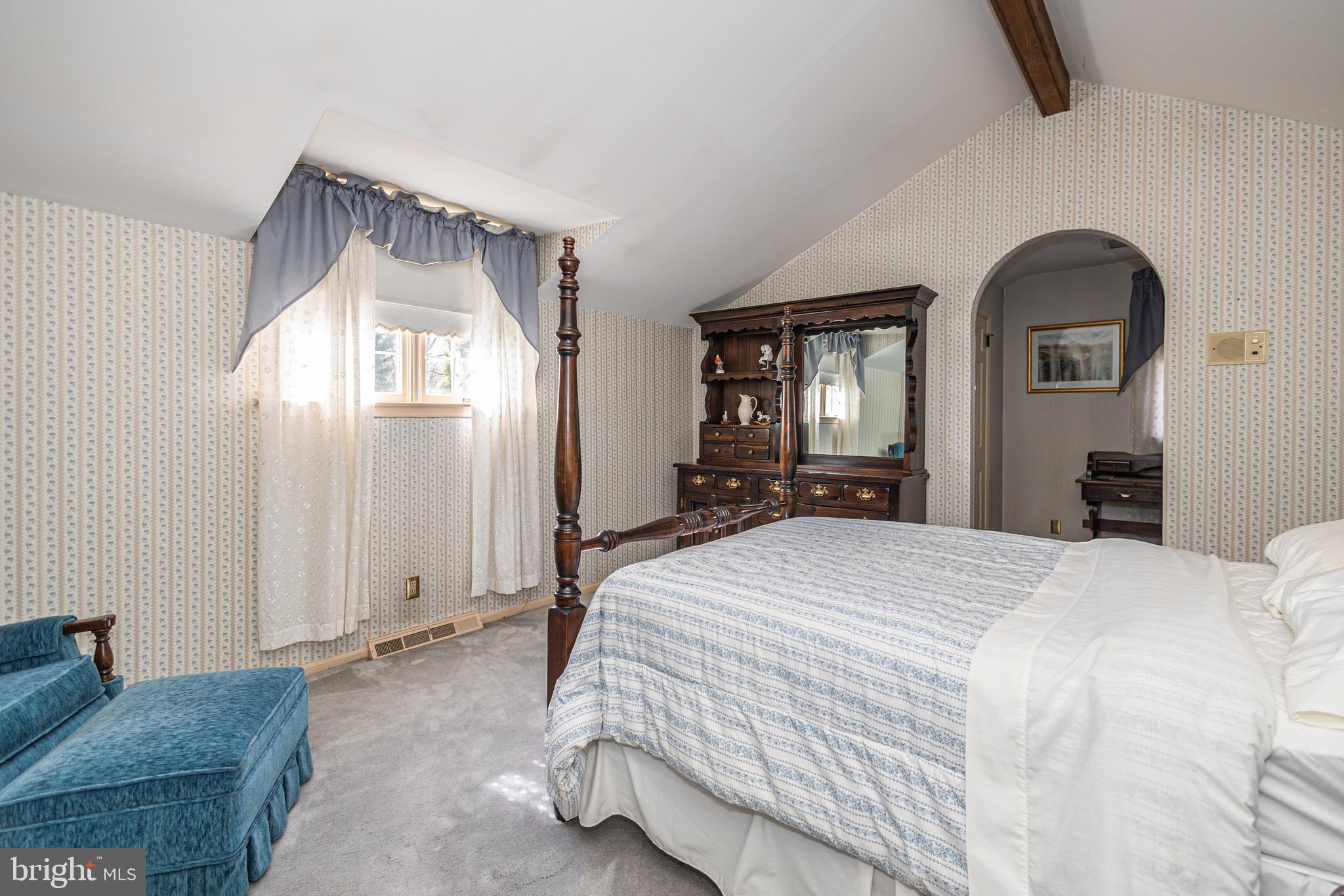 HILLCRESTSHIRE - Residential