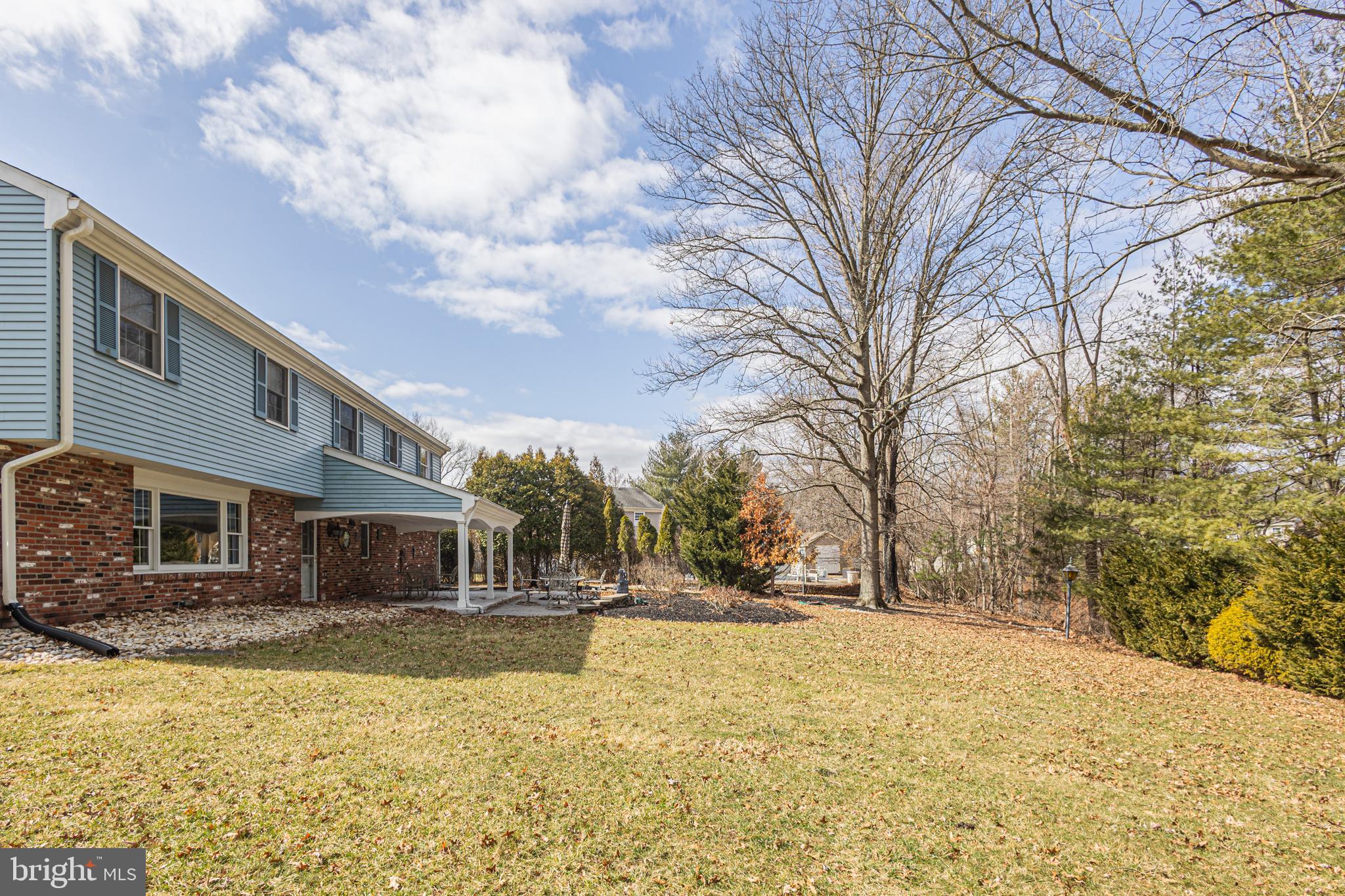 HILLCRESTSHIRE - Residential