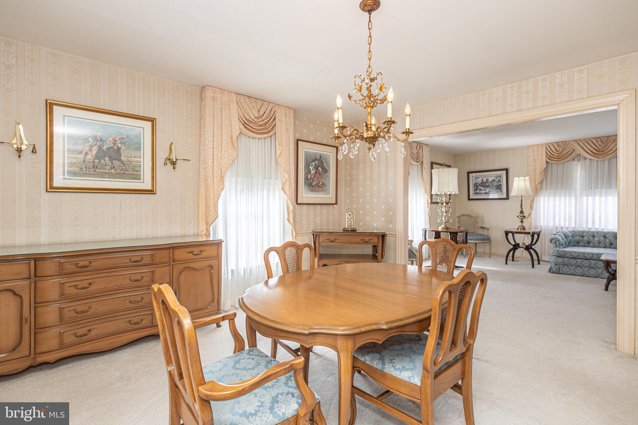 HILLCRESTSHIRE - Residential