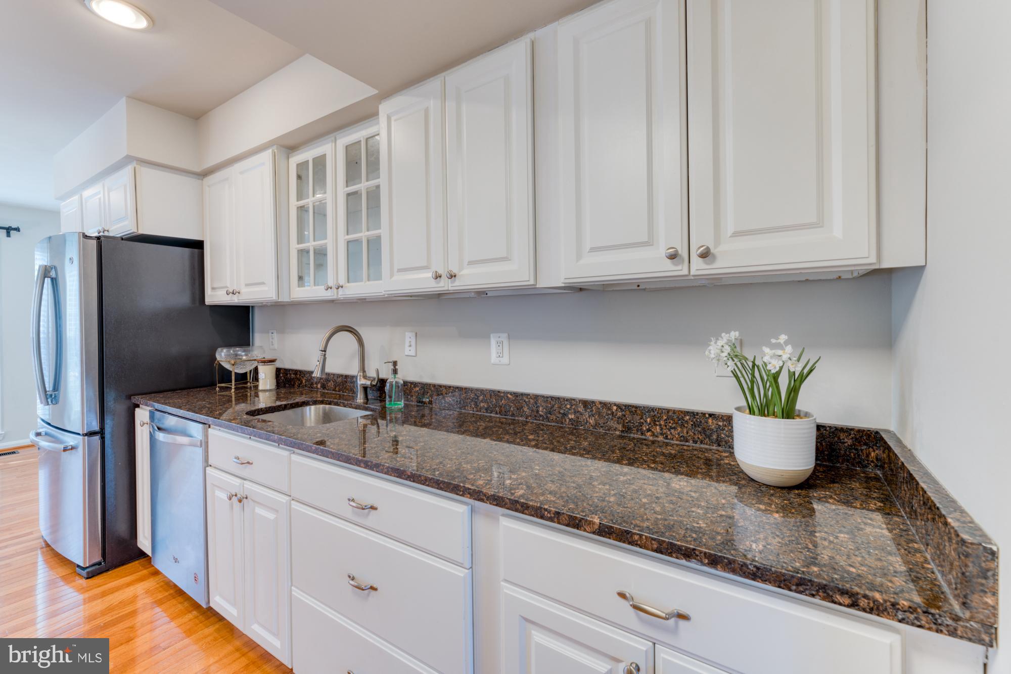 WATERFORD - Residential Lease