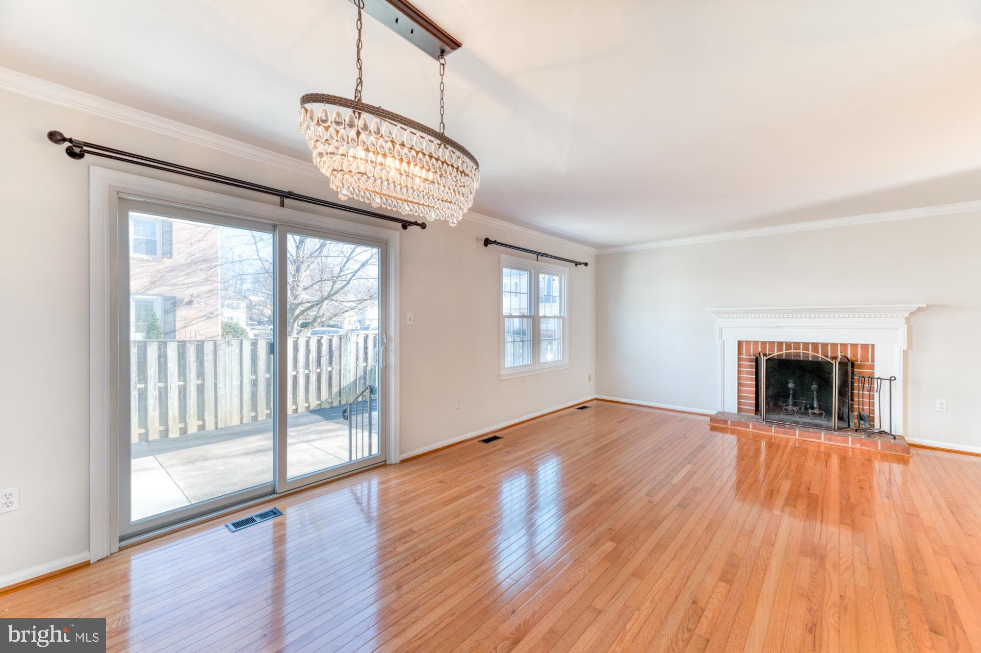 WATERFORD - Residential Lease