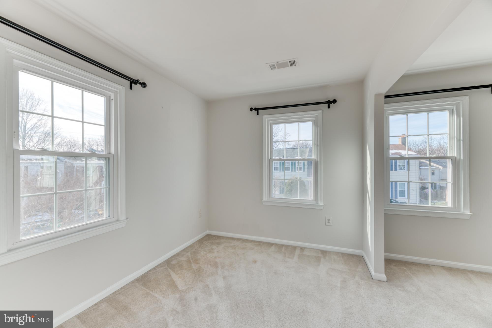 WATERFORD - Residential Lease