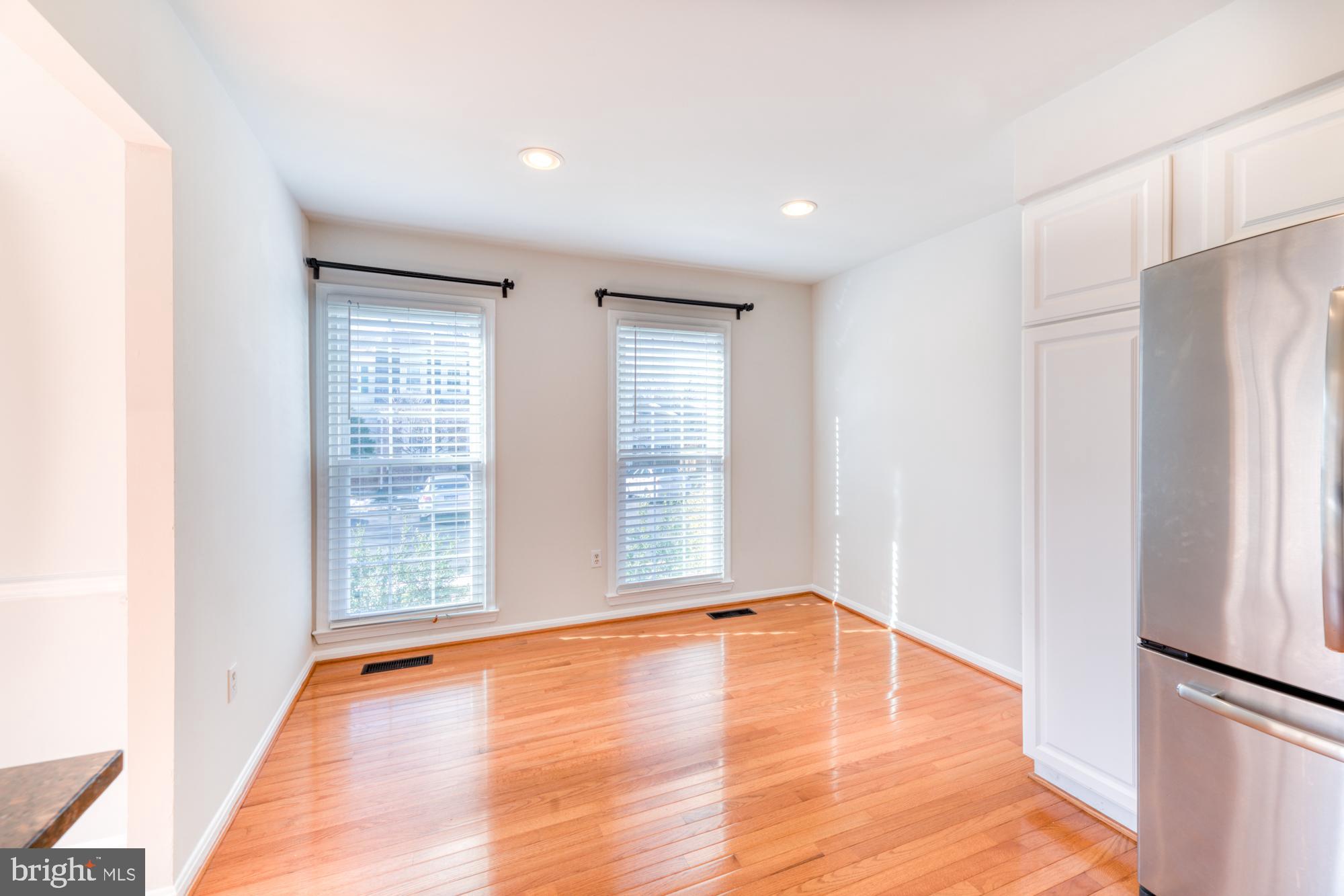 WATERFORD - Residential Lease