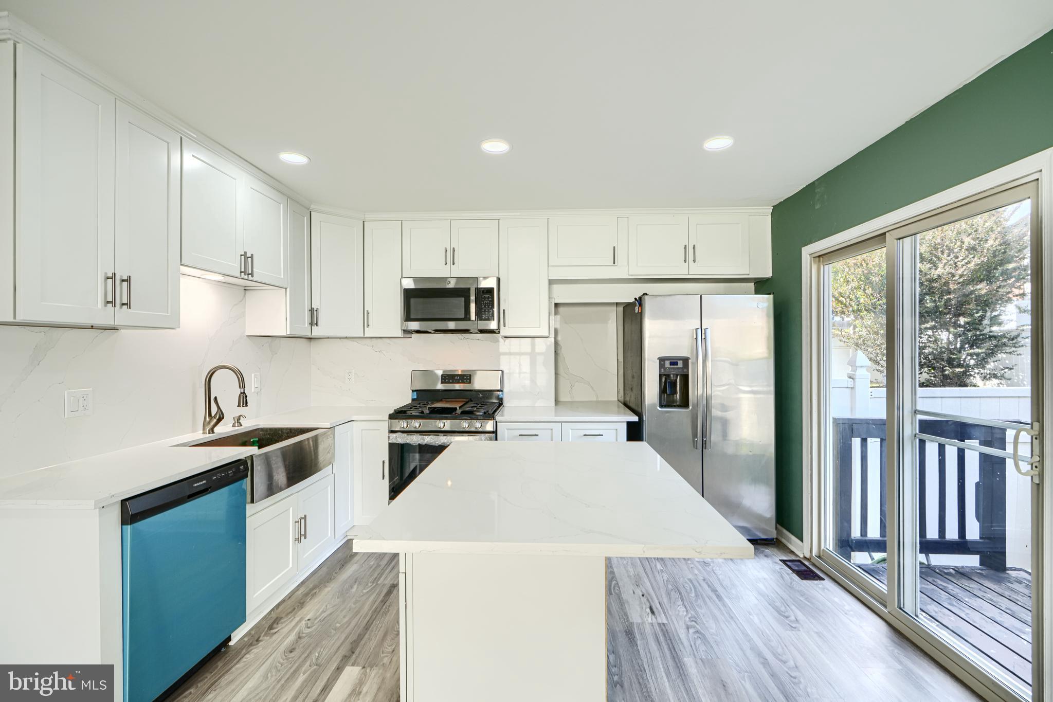 RIDGE MEADOWS - Residential