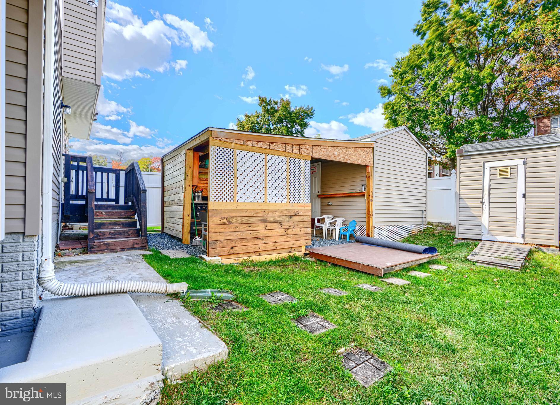 RIDGE MEADOWS - Residential
