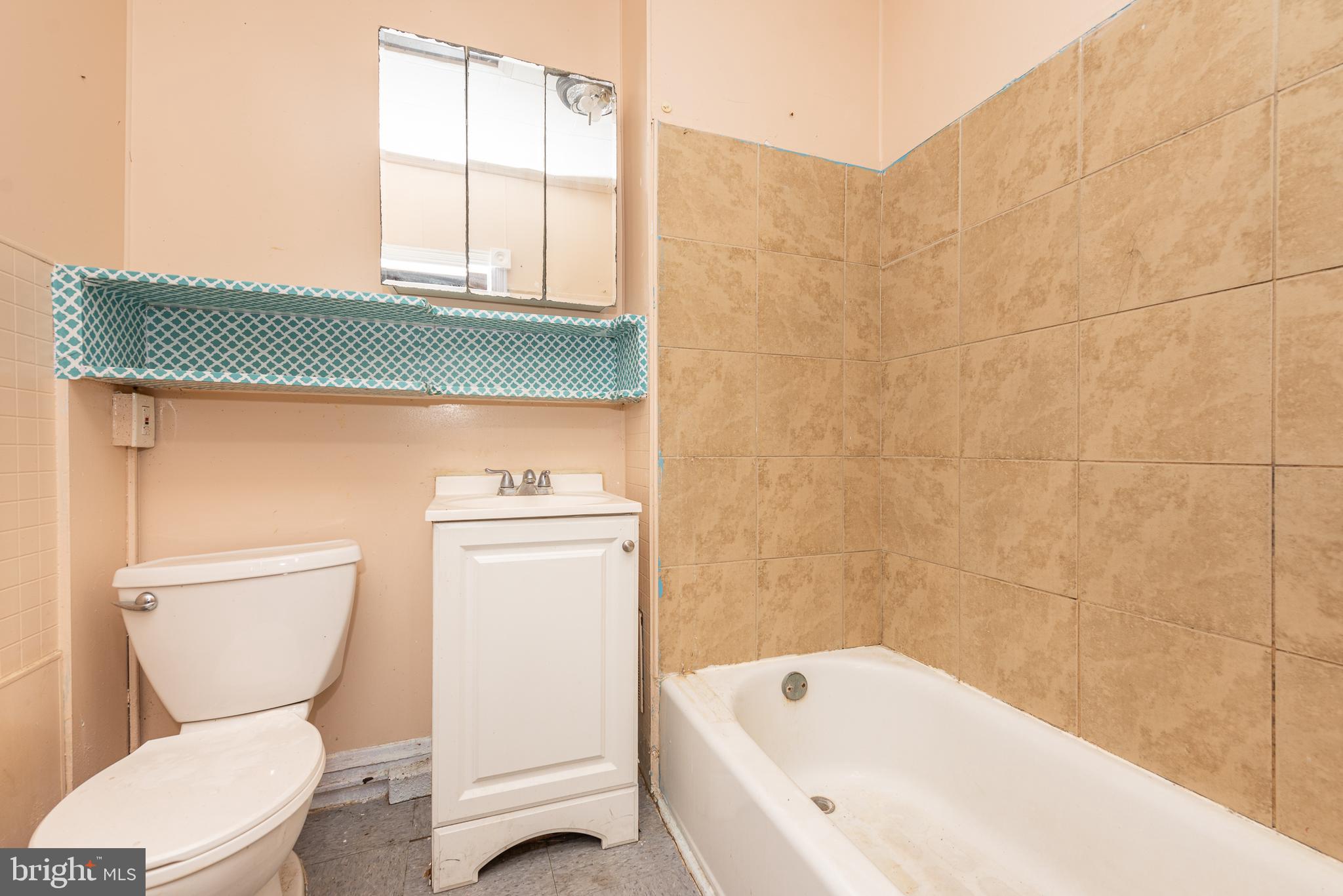 HIGHLANDTOWN - Residential