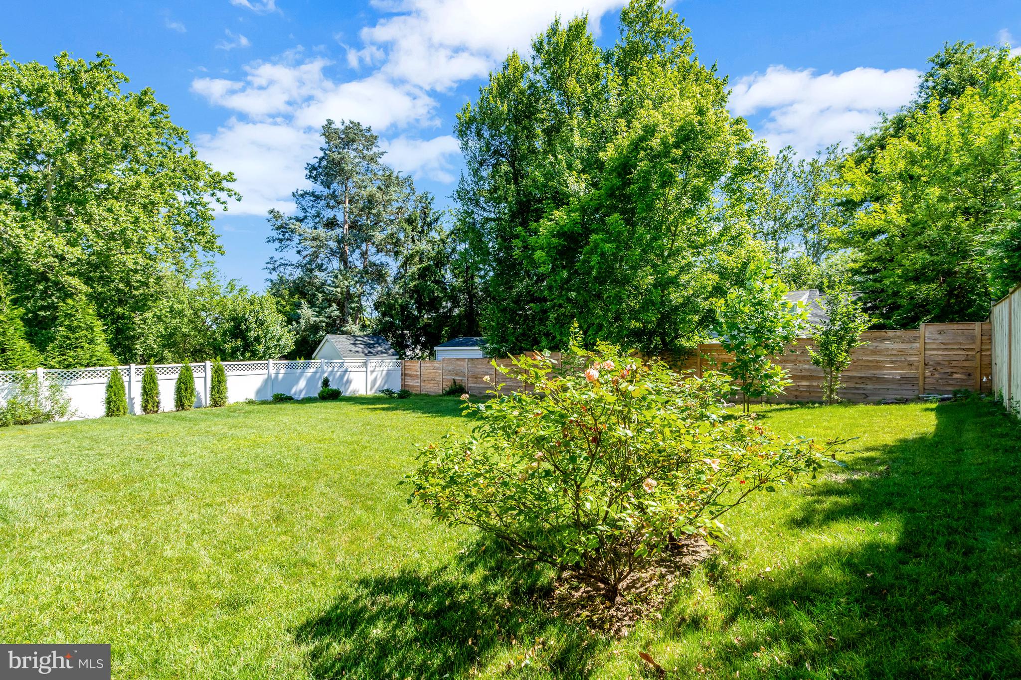 BROYHILLS MCLEAN ESTATES - Residential