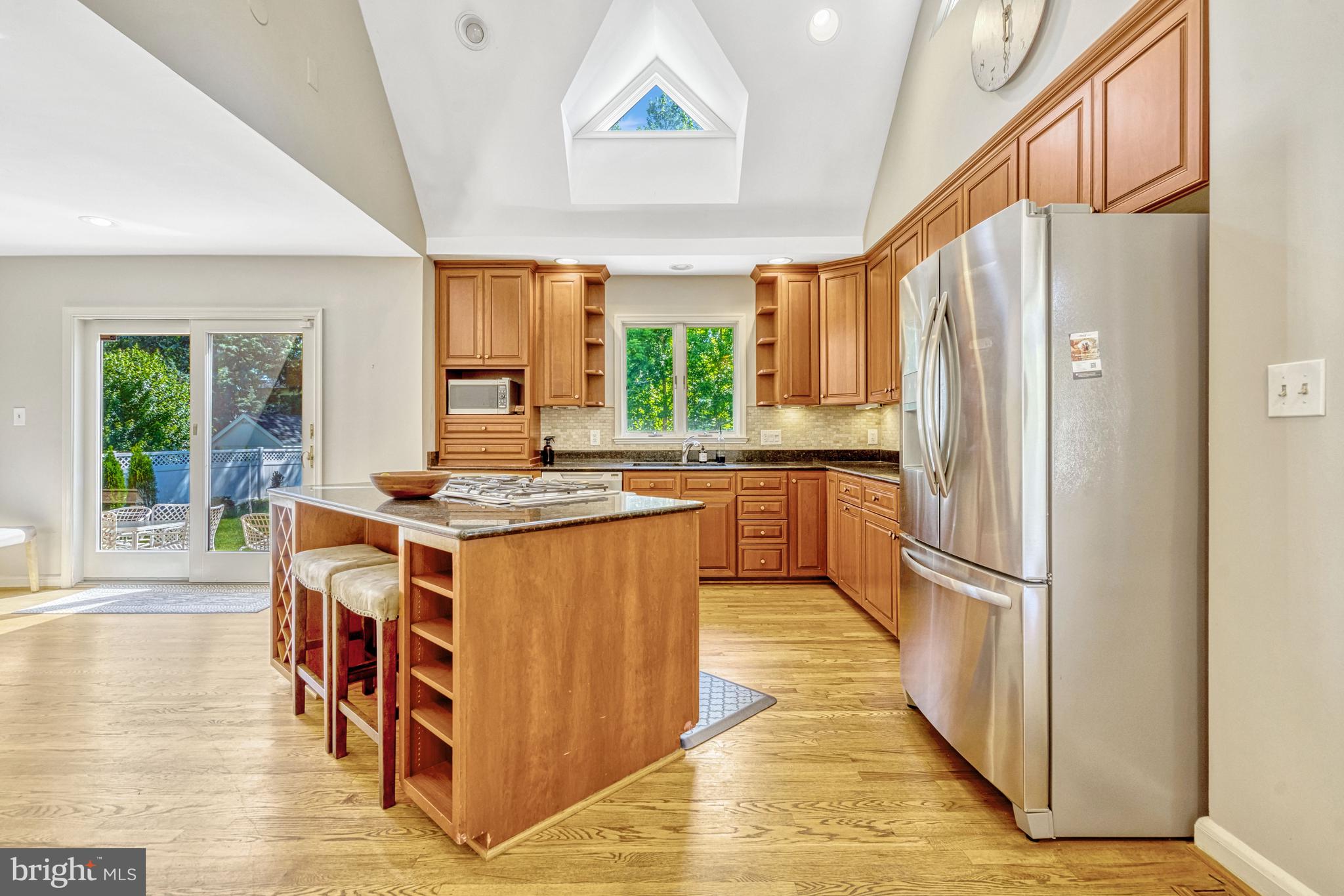 BROYHILLS MCLEAN ESTATES - Residential