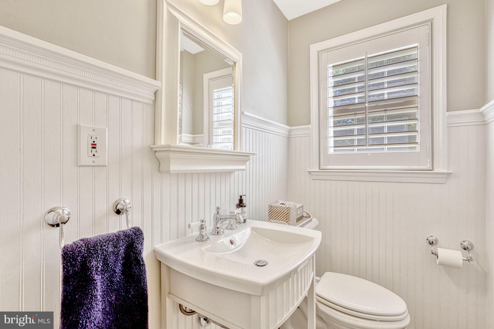 BROYHILLS MCLEAN ESTATES - Residential