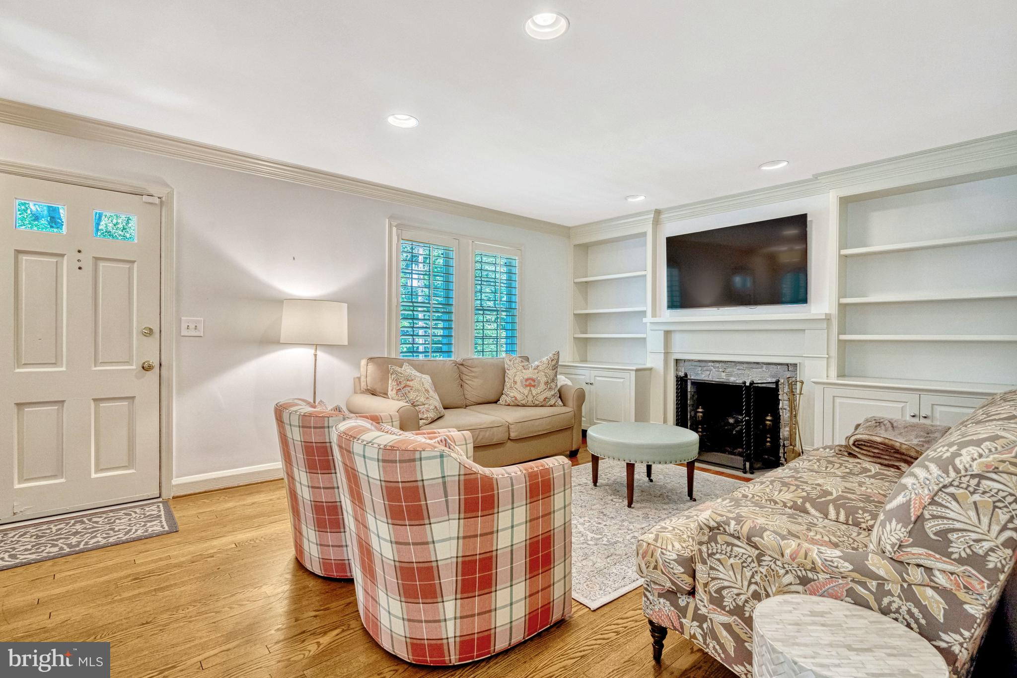 BROYHILLS MCLEAN ESTATES - Residential