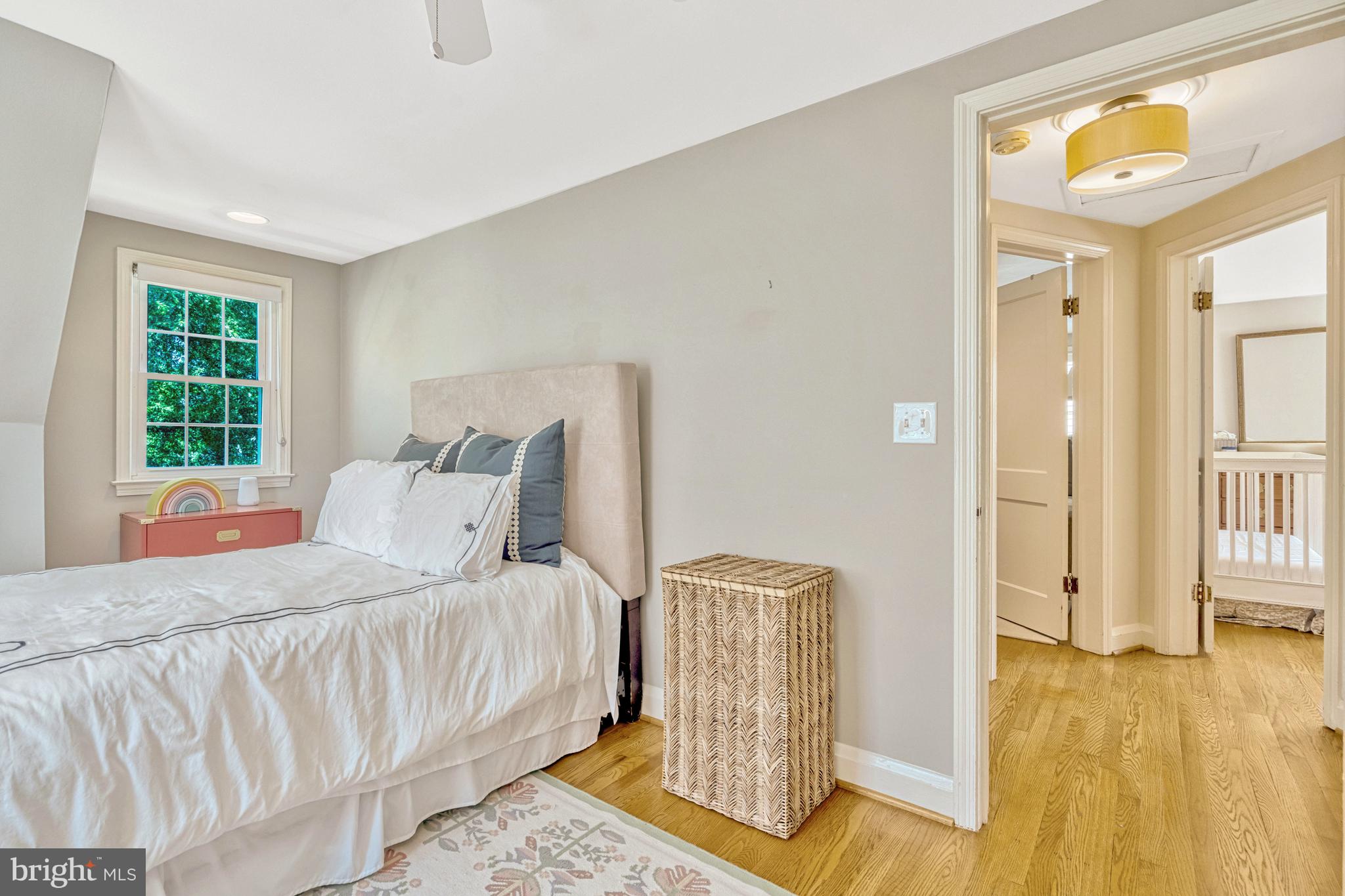 BROYHILLS MCLEAN ESTATES - Residential