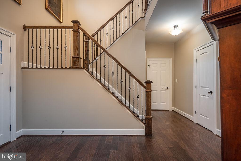 NONE  NO HOA - Residential