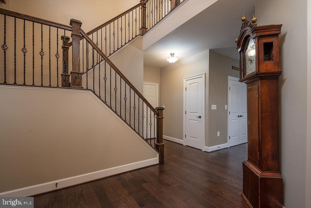 NONE  NO HOA - Residential