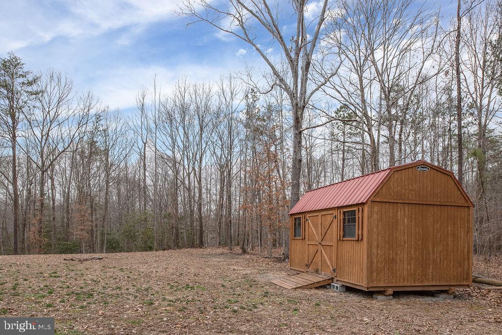 NONE  NO HOA - Residential