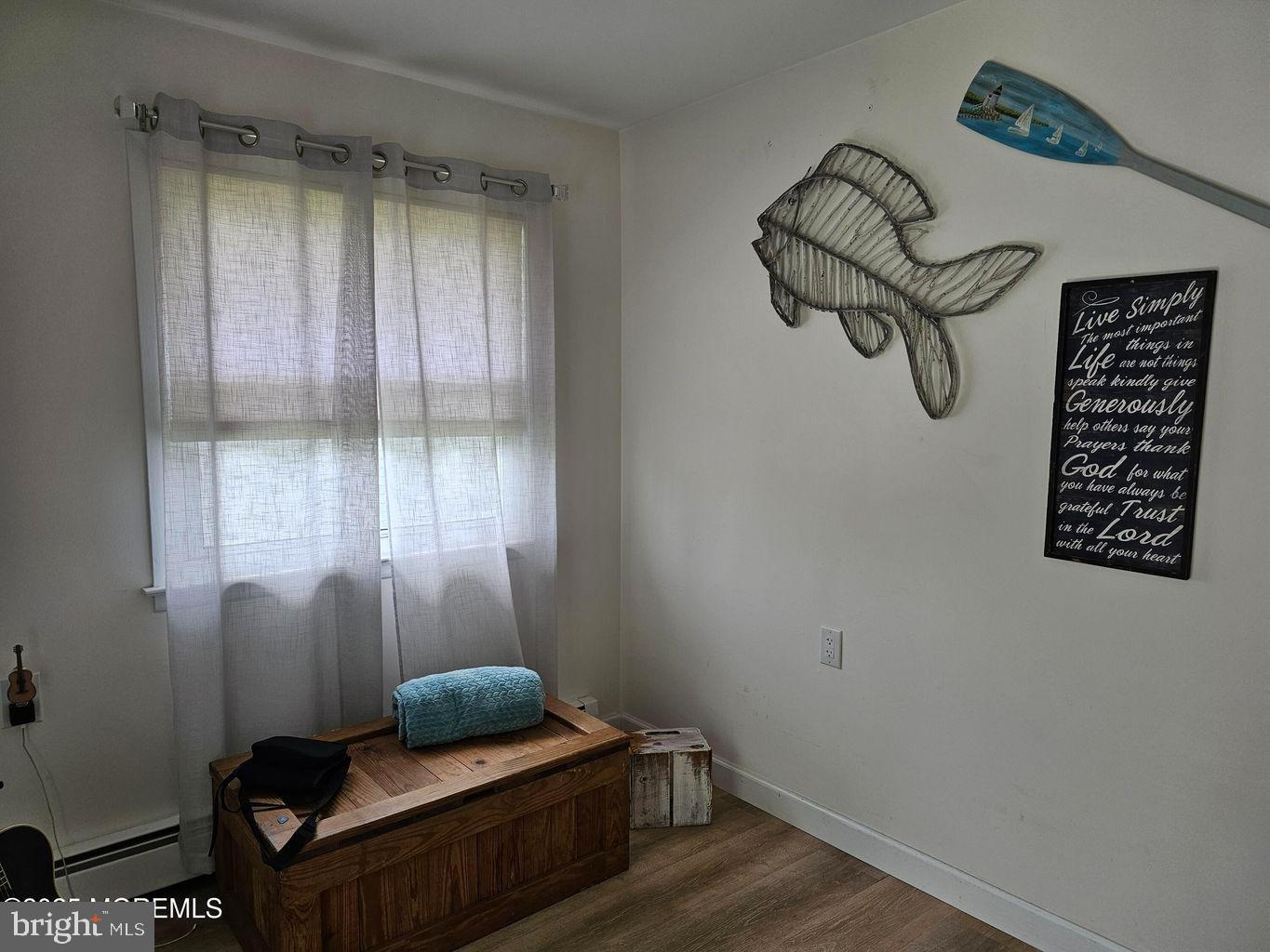 HOLIDAY CITY - CAREFREE - Residential