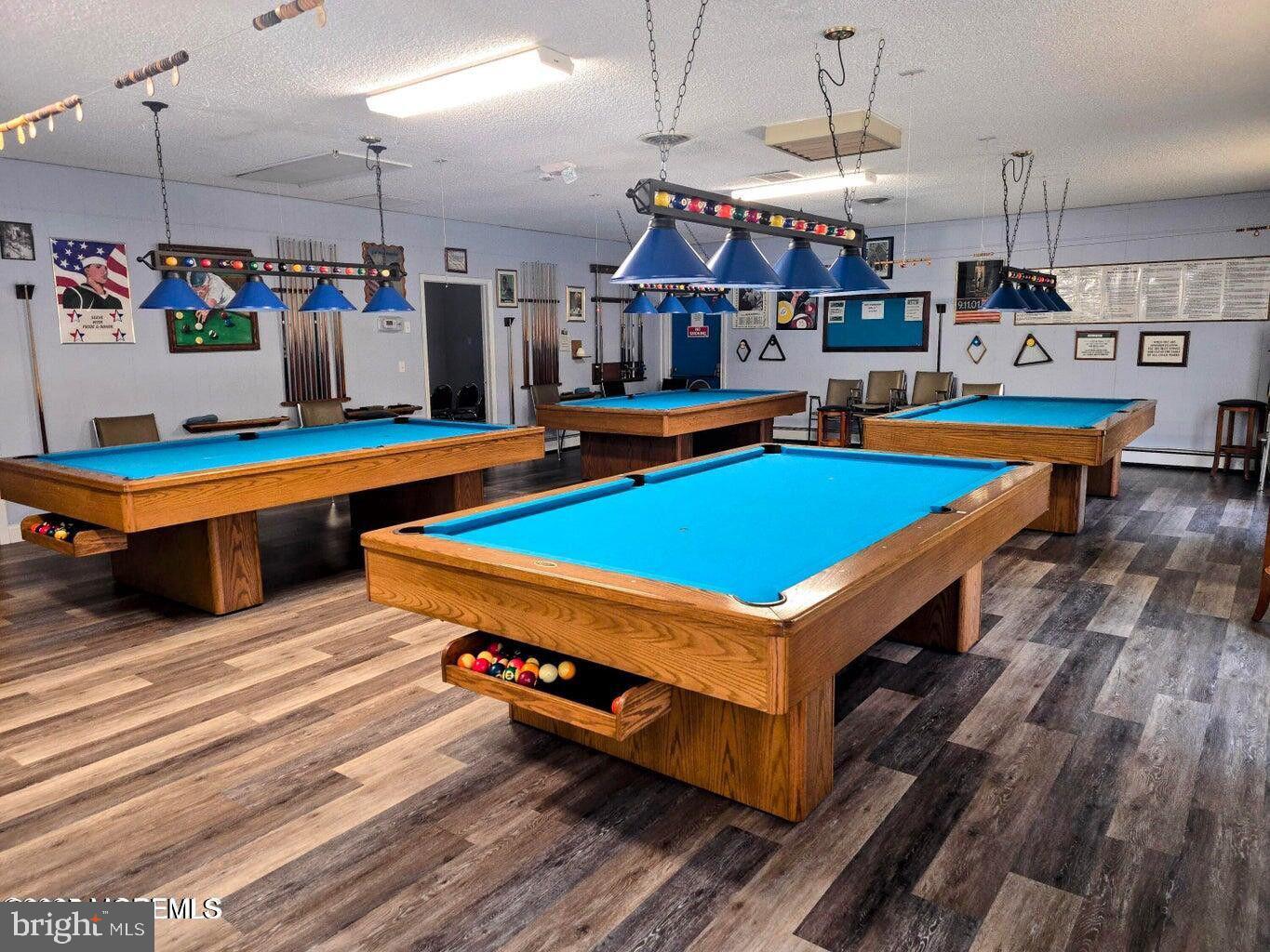 HOLIDAY CITY - CAREFREE - Residential