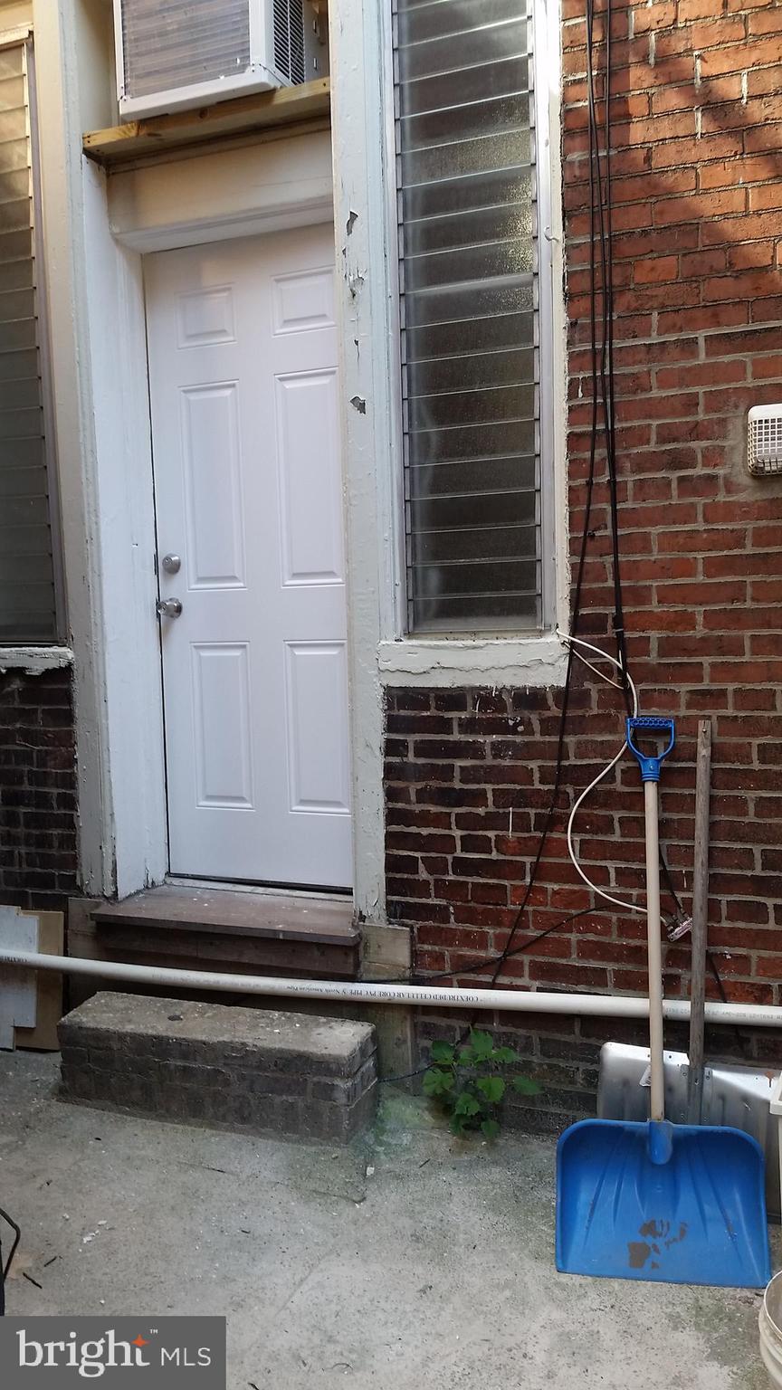 WASHINGTON SQ WEST - Residential Lease