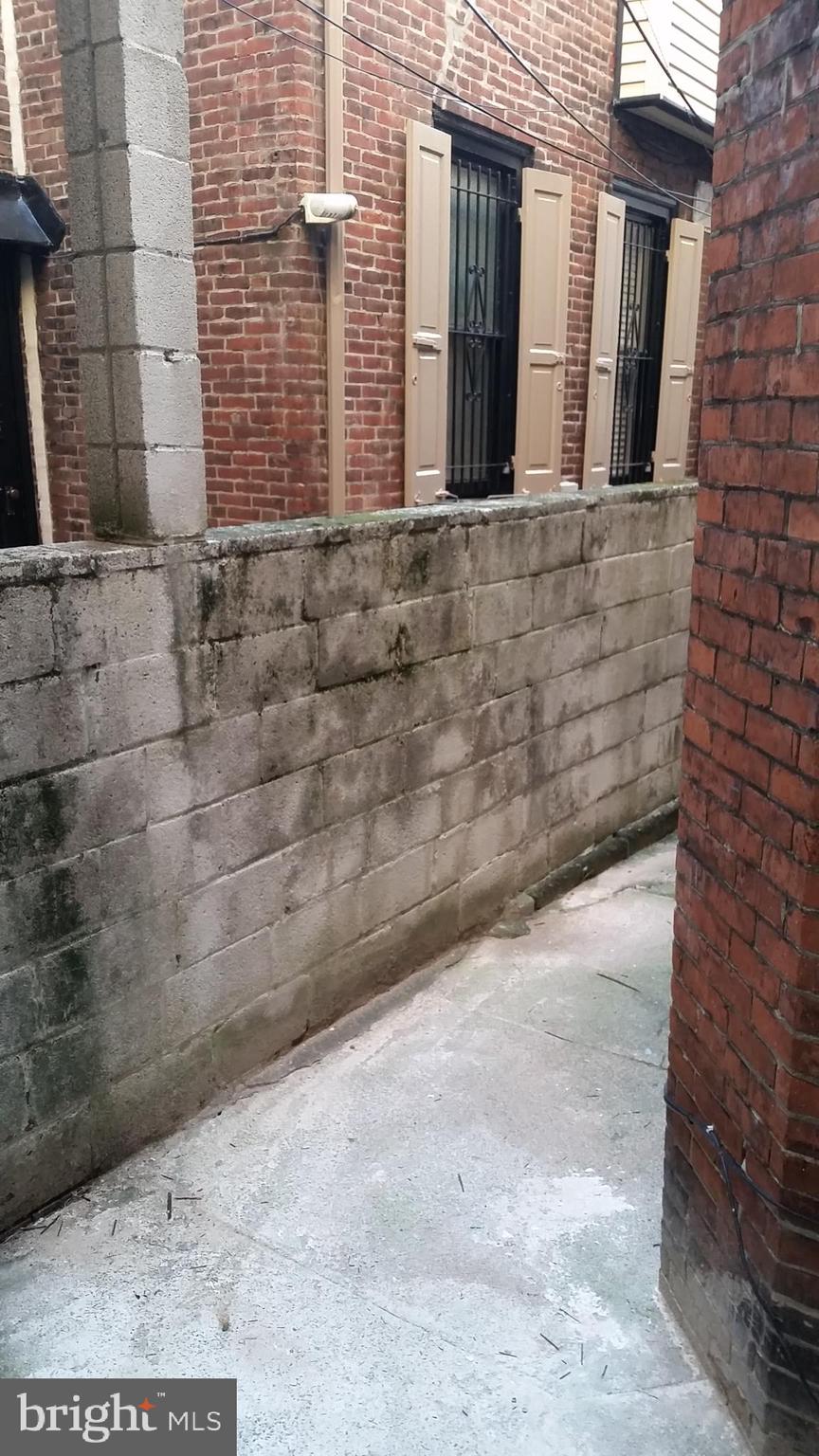 WASHINGTON SQ WEST - Residential Lease