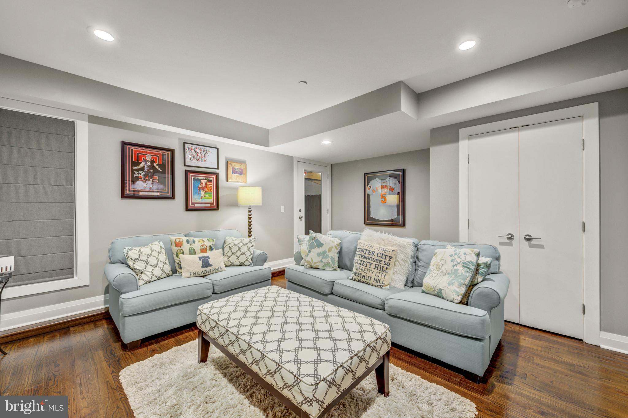 ART MUSEUM AREA - Residential