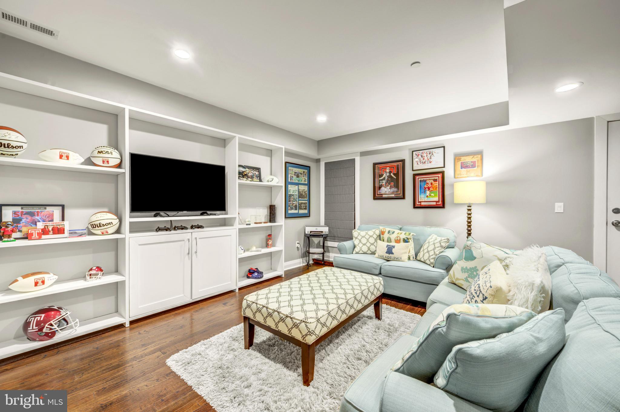 ART MUSEUM AREA - Residential