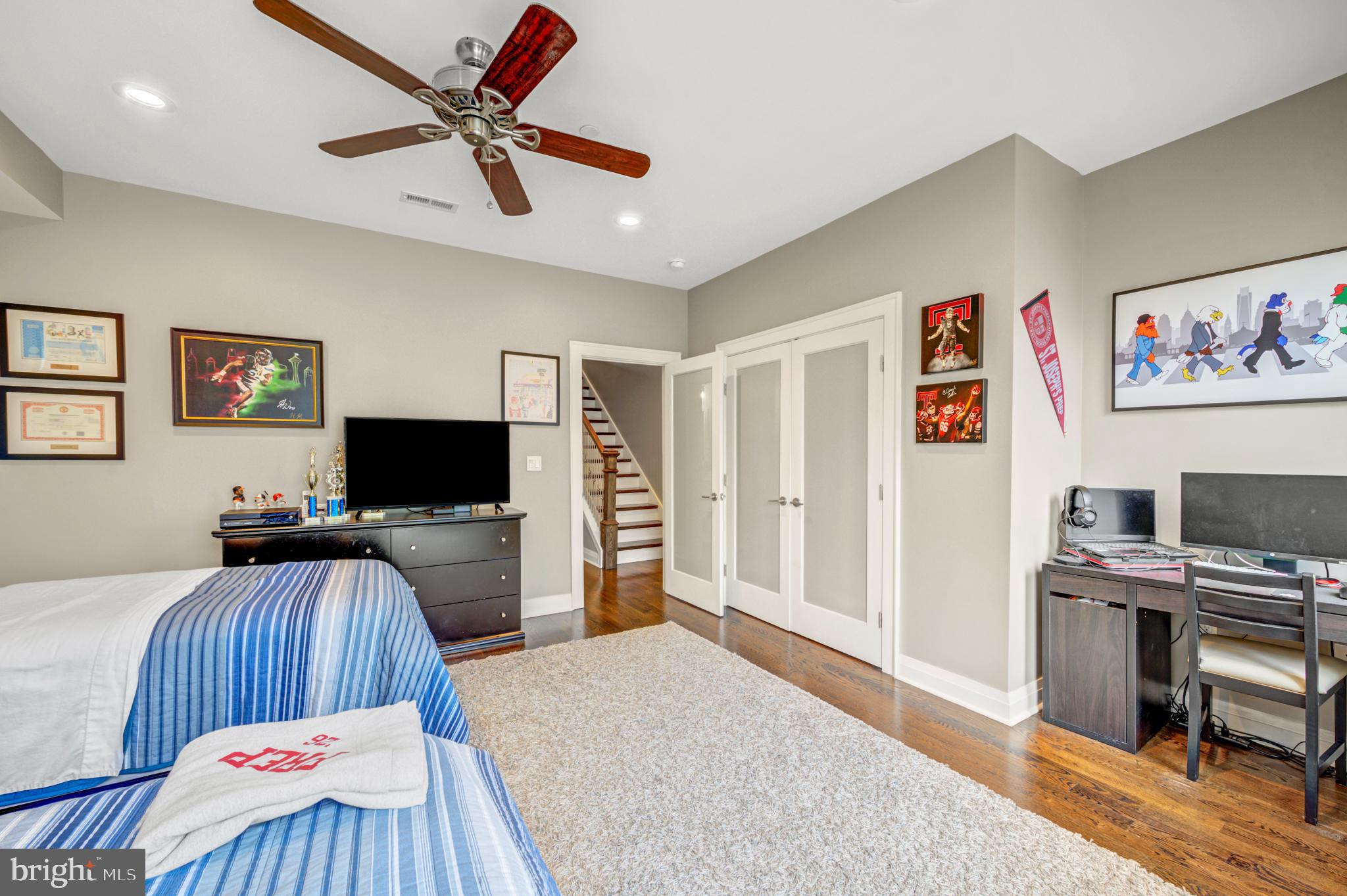 ART MUSEUM AREA - Residential