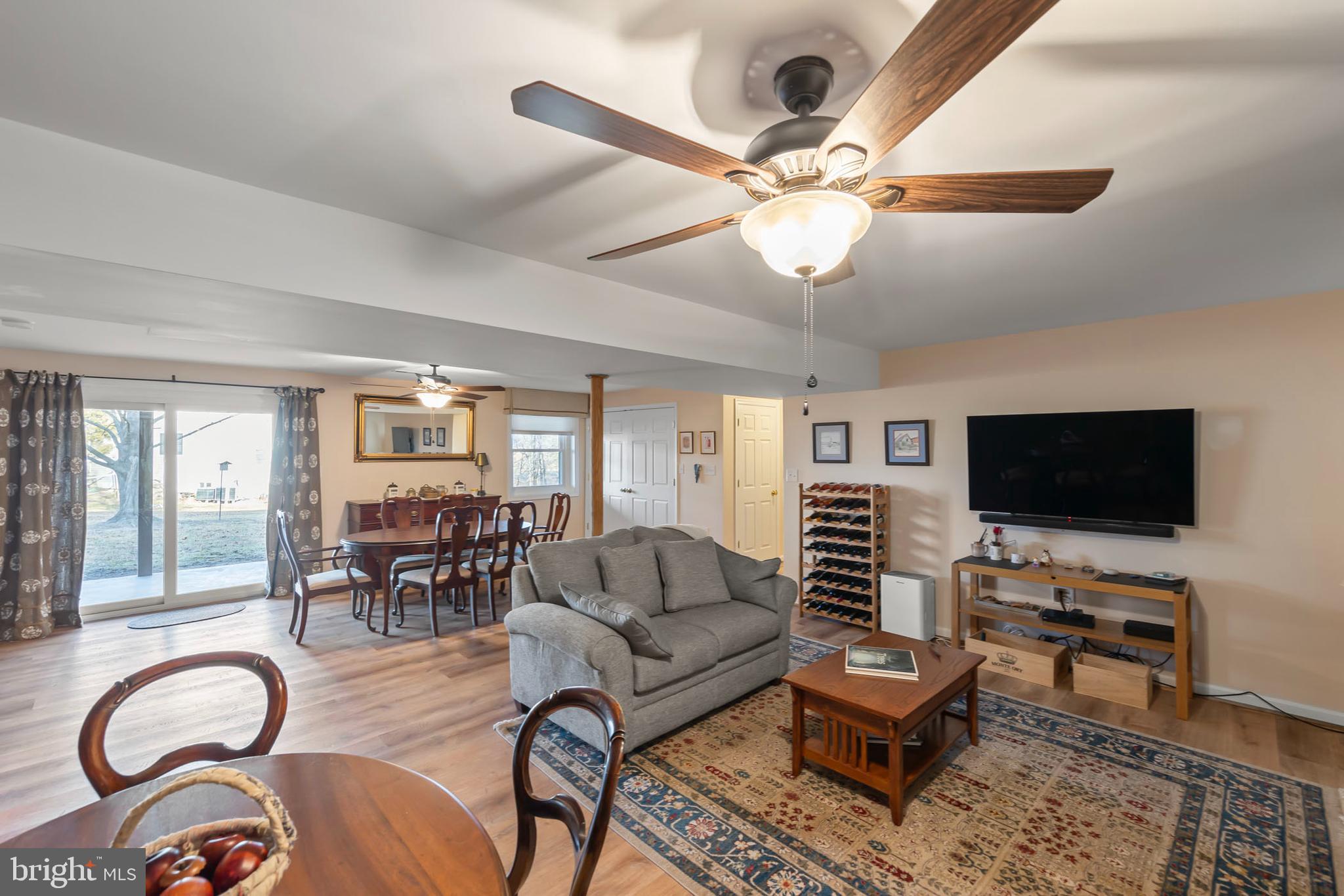 LAKE HOLIDAY ESTATES - Residential