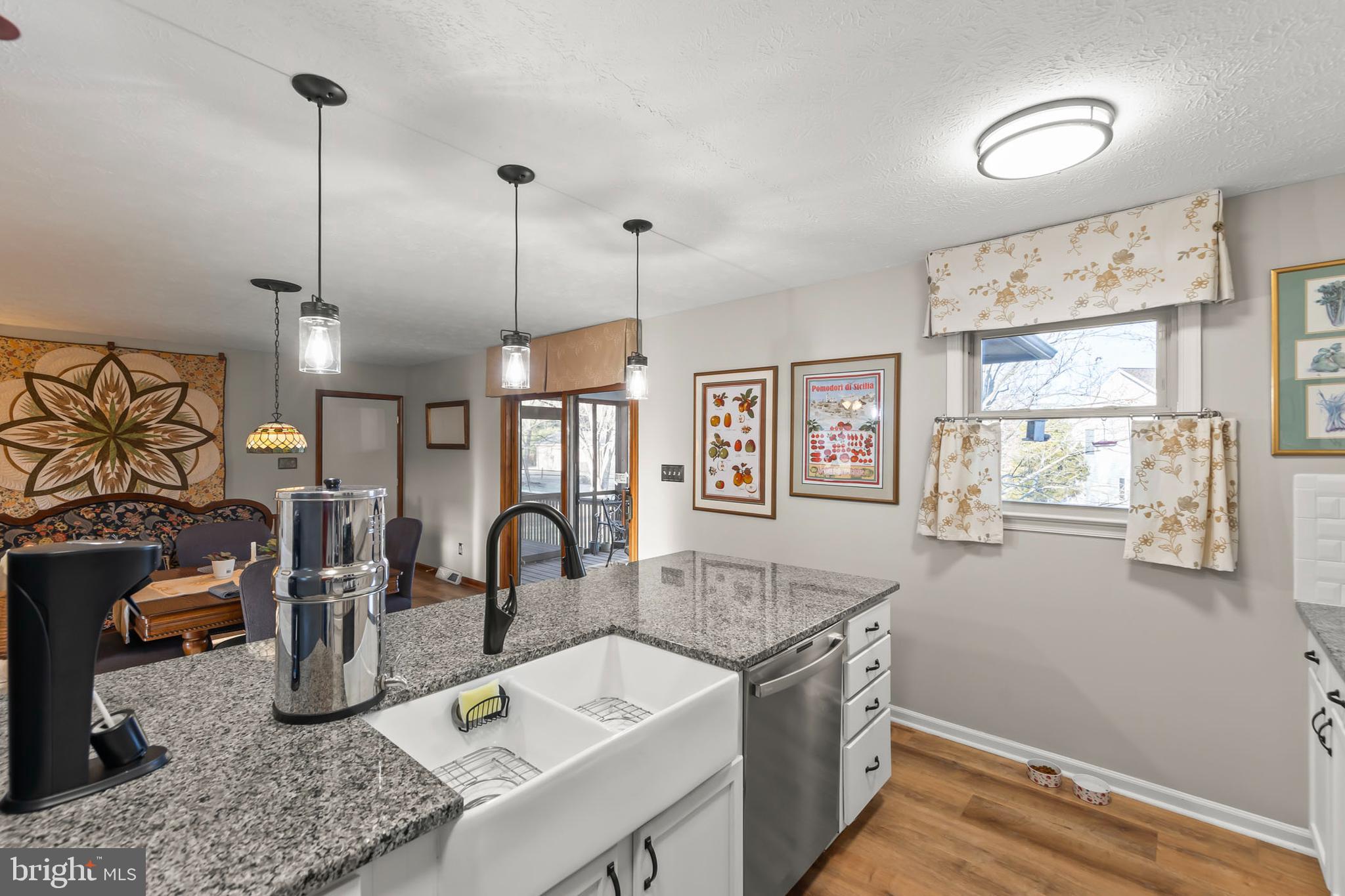 LAKE HOLIDAY ESTATES - Residential