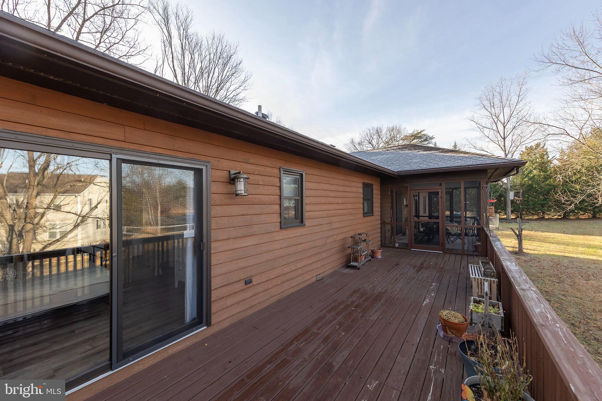 LAKE HOLIDAY ESTATES - Residential