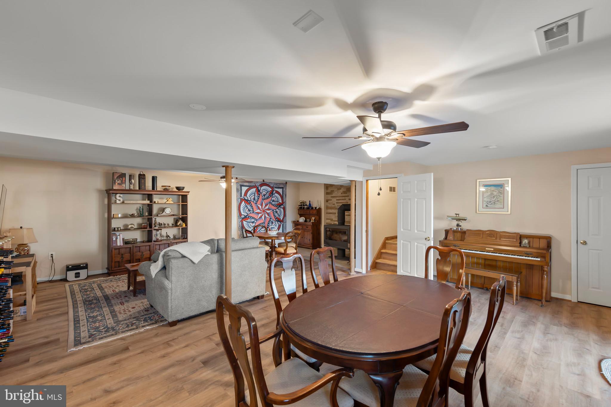 LAKE HOLIDAY ESTATES - Residential