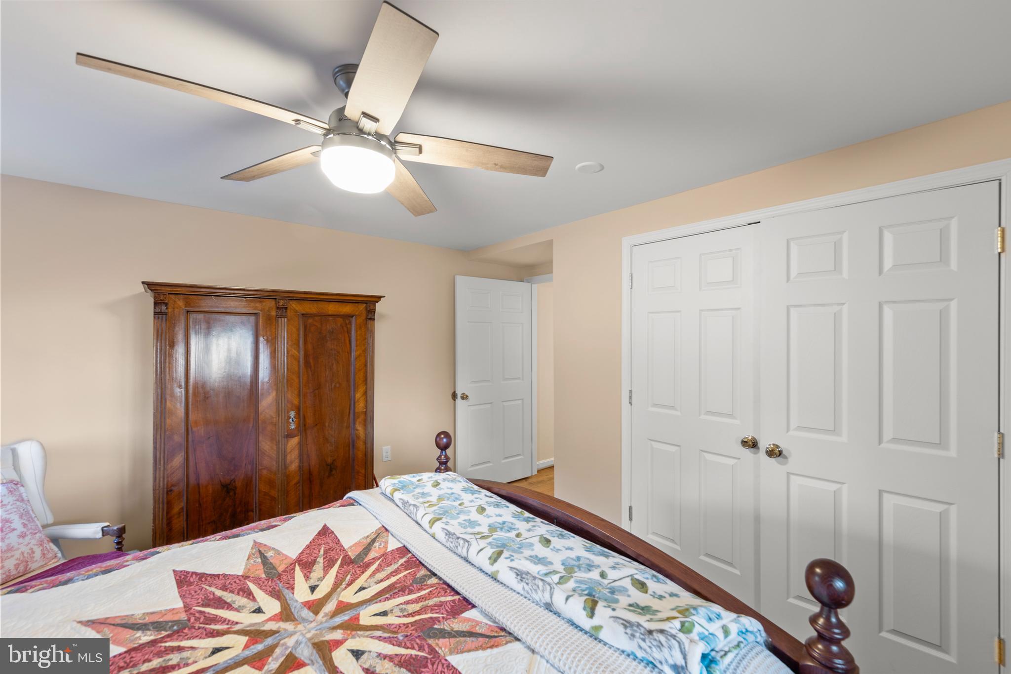 LAKE HOLIDAY ESTATES - Residential