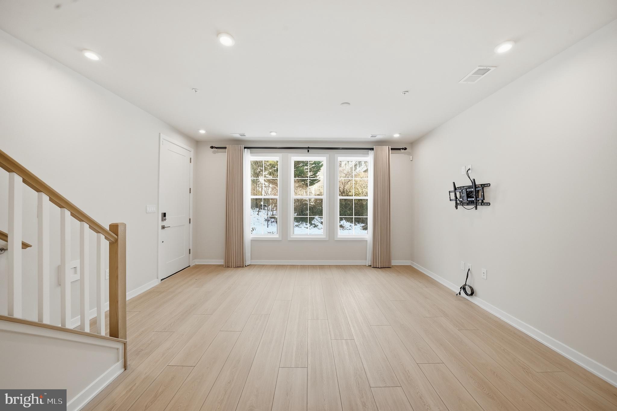 7488 BACKETT WOOD TERRACE