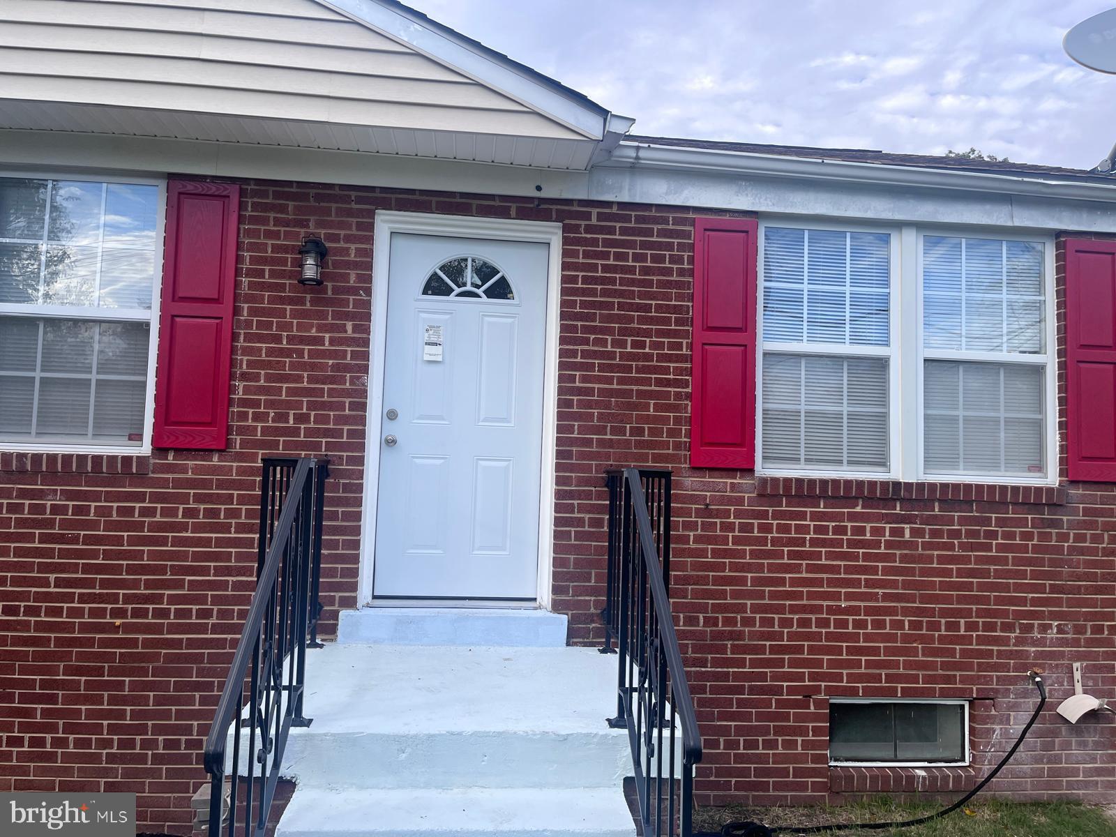 CLINTON - Residential